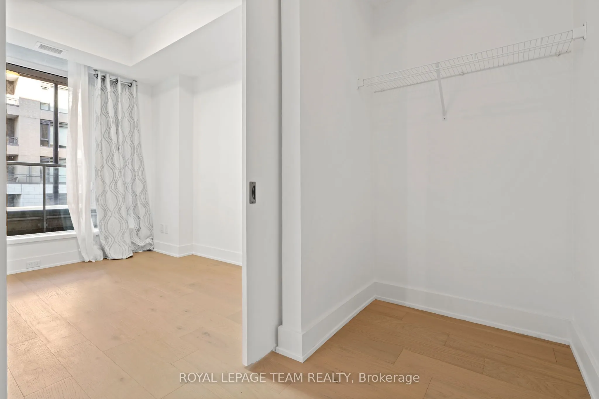 108 RICHMOND Road, #207