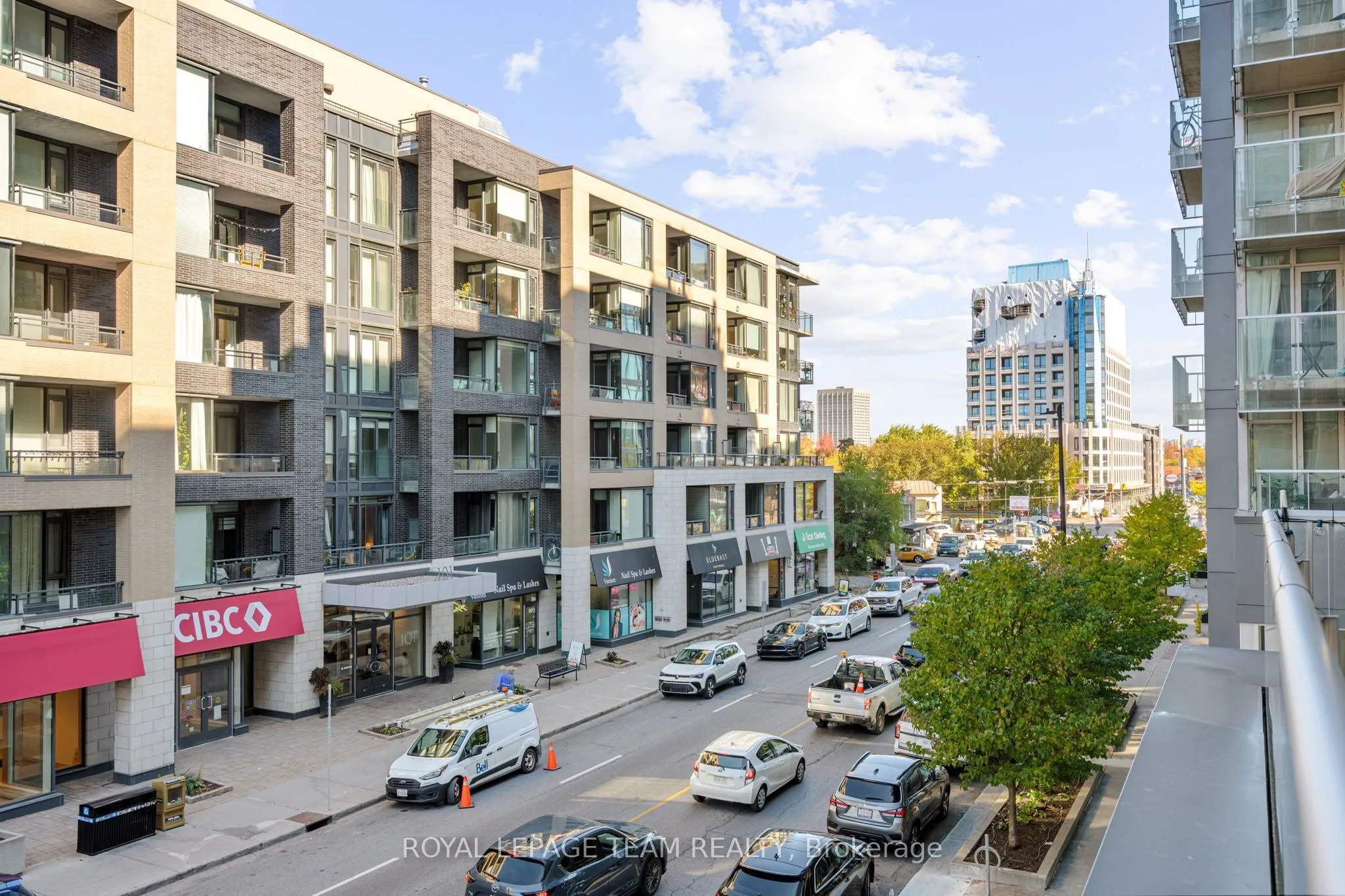 108 RICHMOND Road, #207