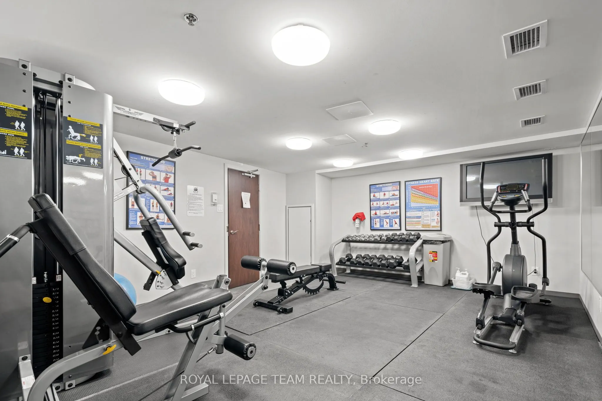 108 RICHMOND Road, #207