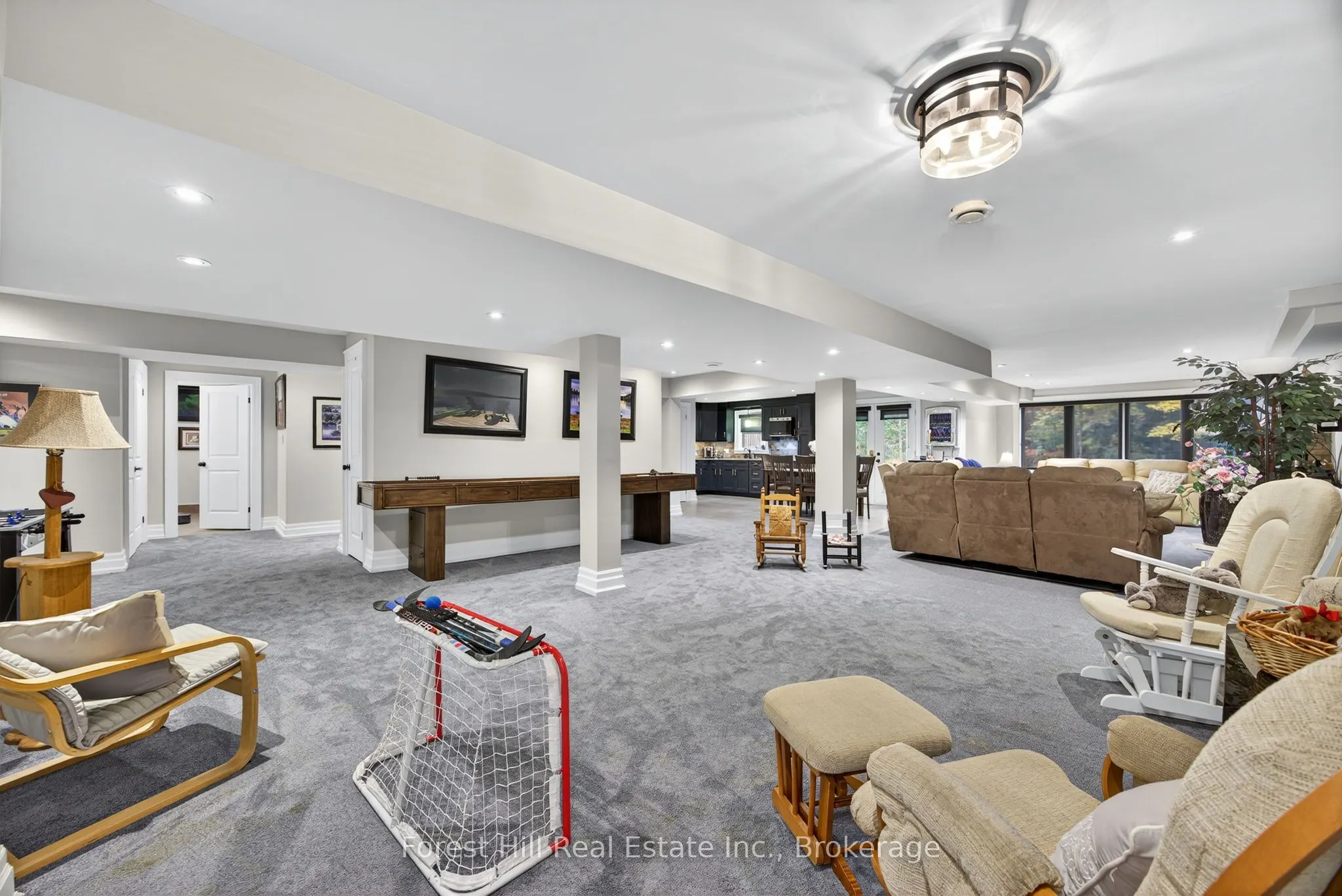 19 Breakwater Court