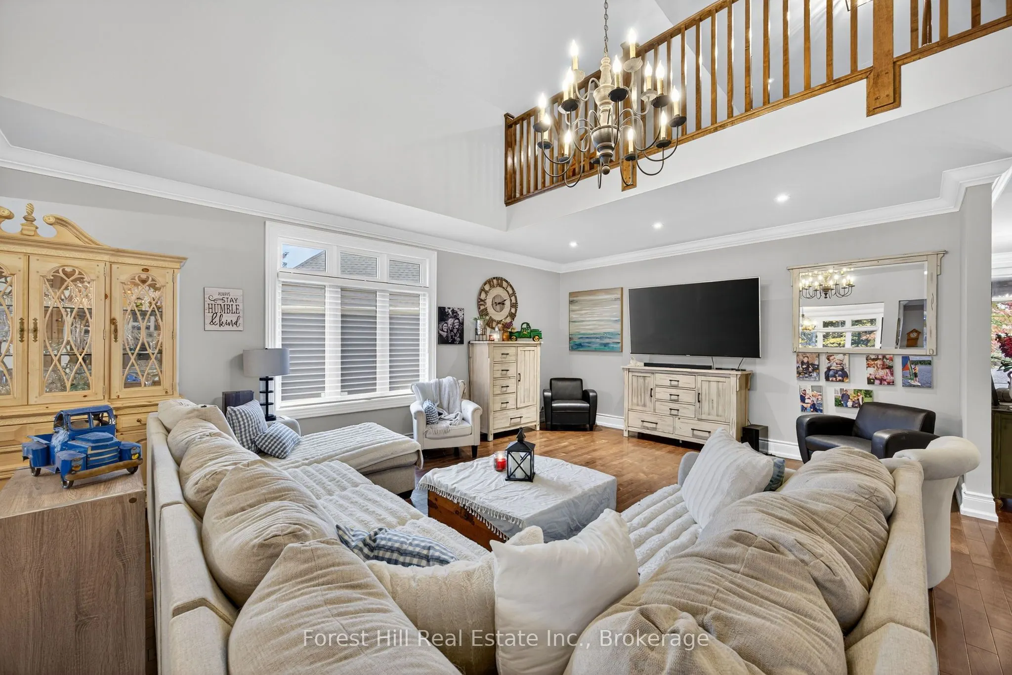 19 Breakwater Court
