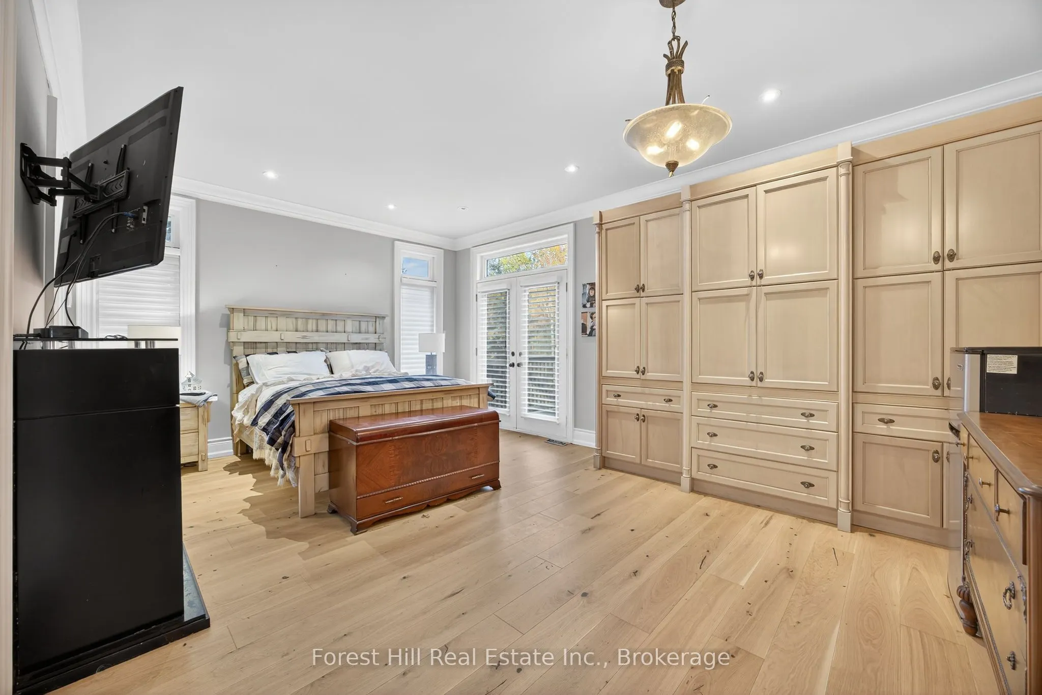 19 Breakwater Court