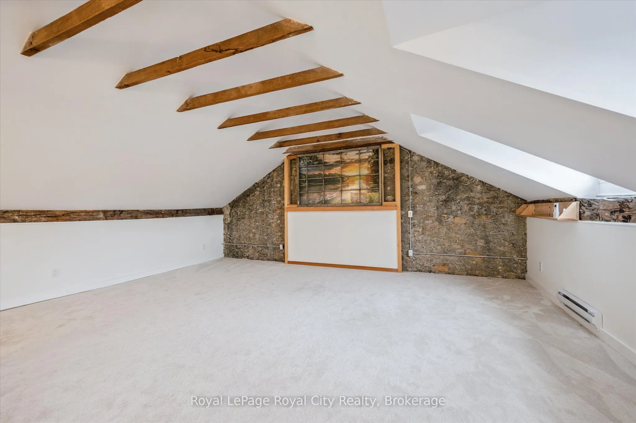129 Metcalfe Street, #B