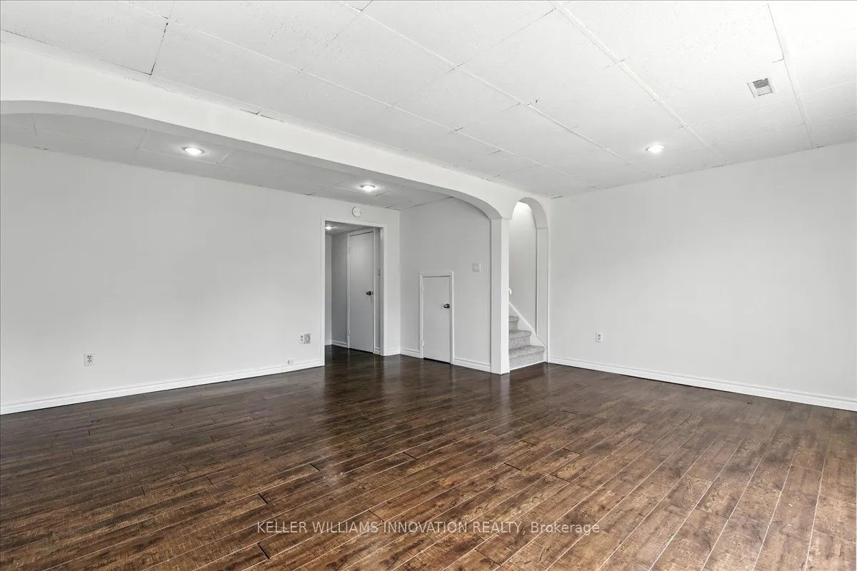 11 Grand River Boulevard, #29