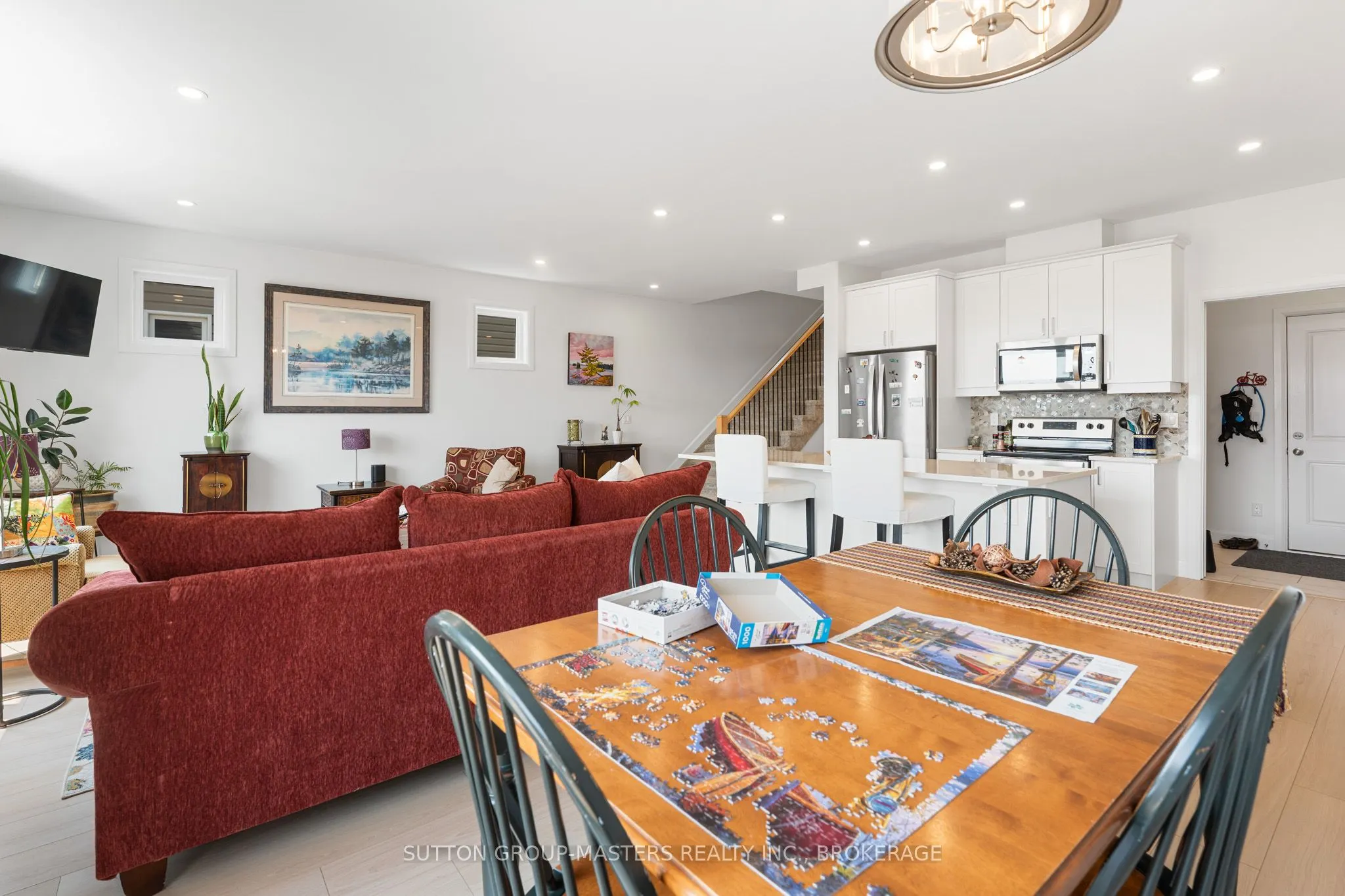 229 Superior Drive
