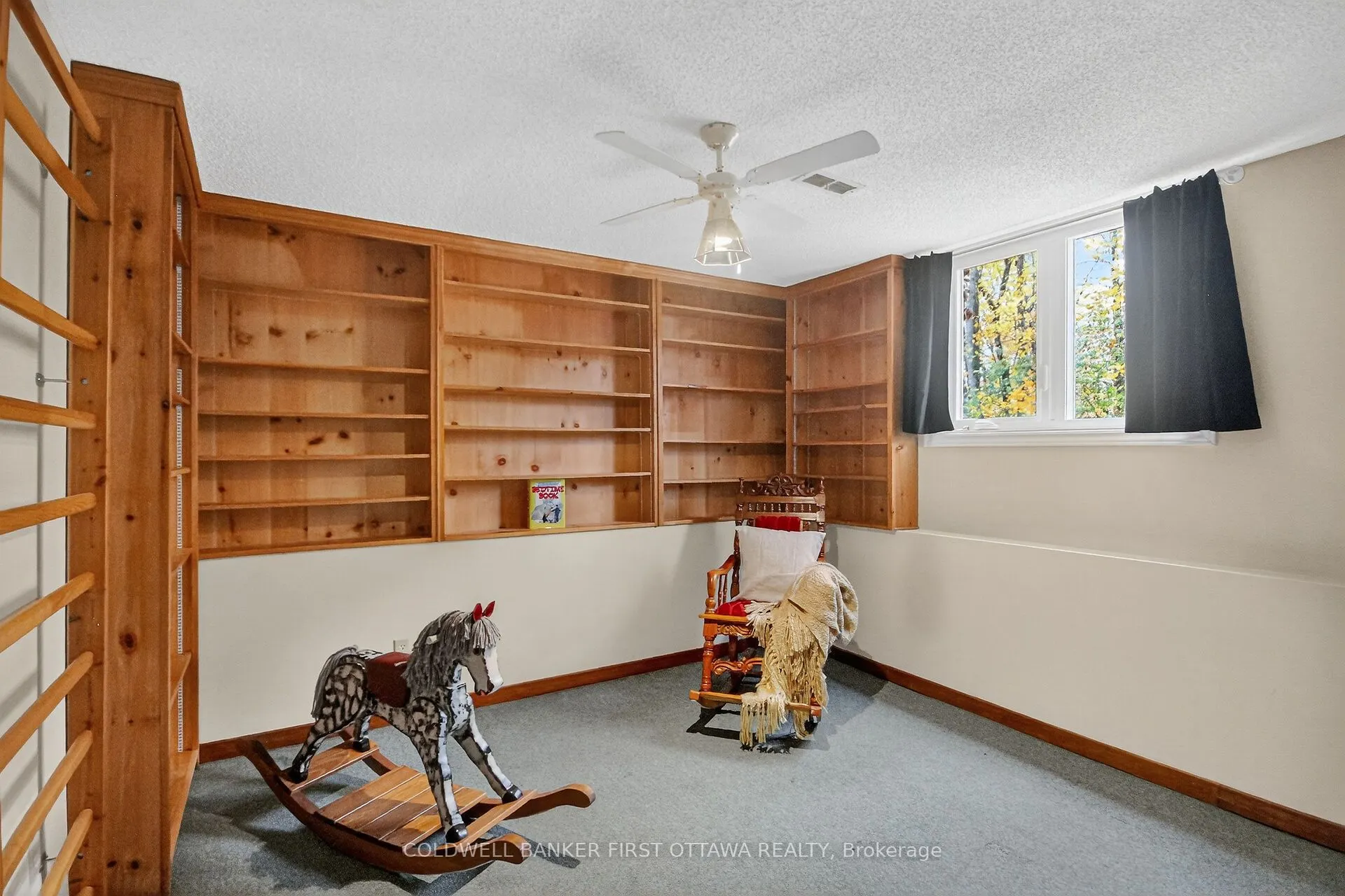 183 Foster Road