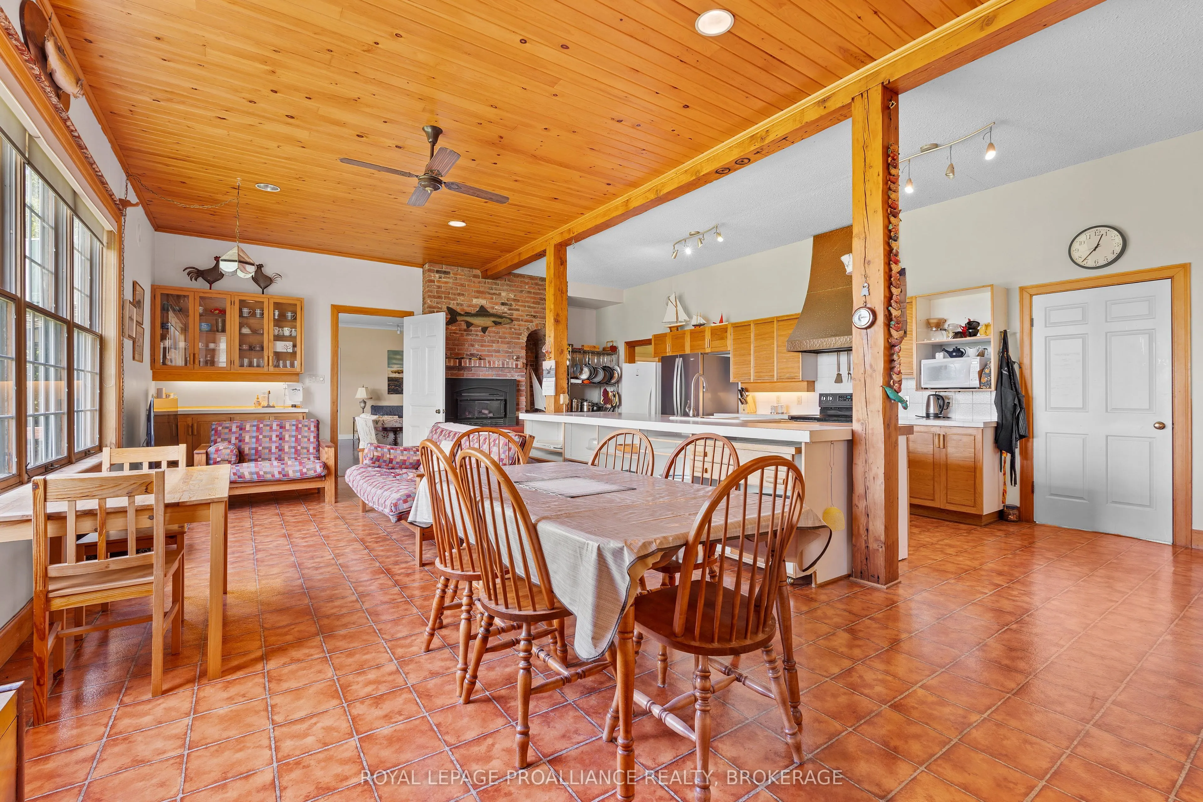 1597 Shales Road
