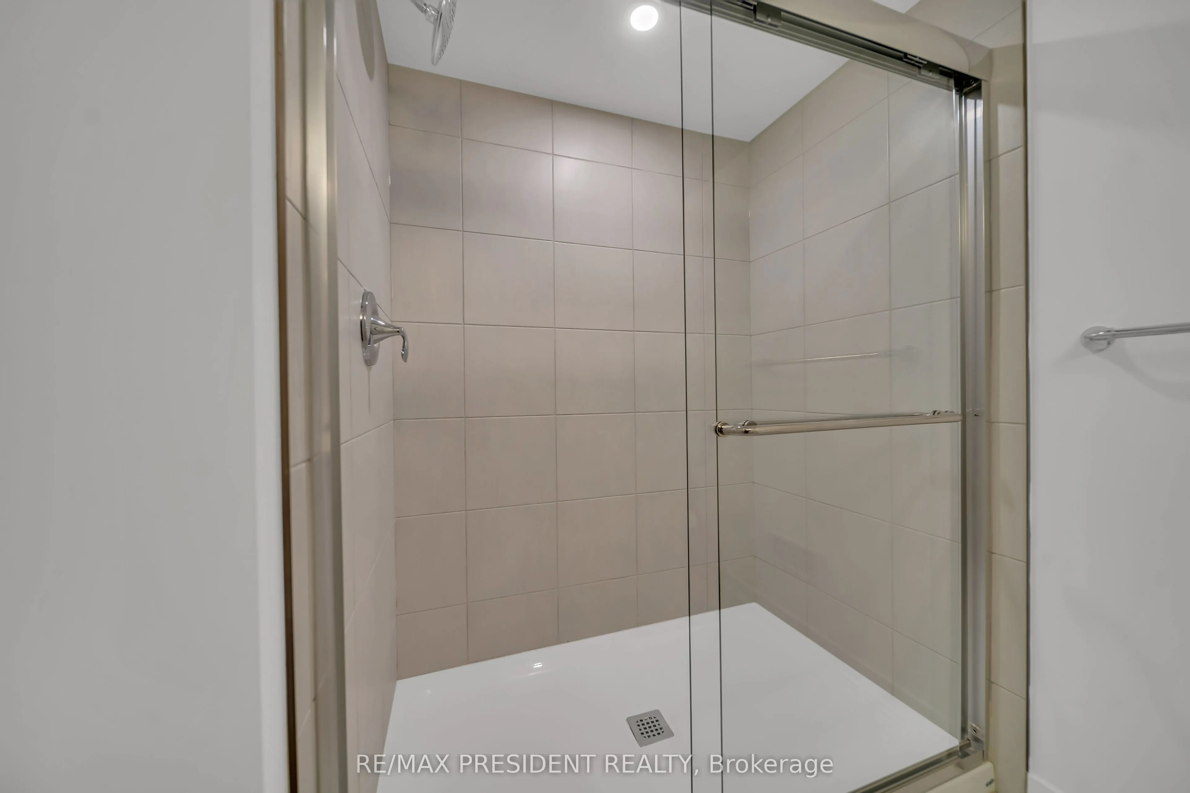 940 David Street, #81