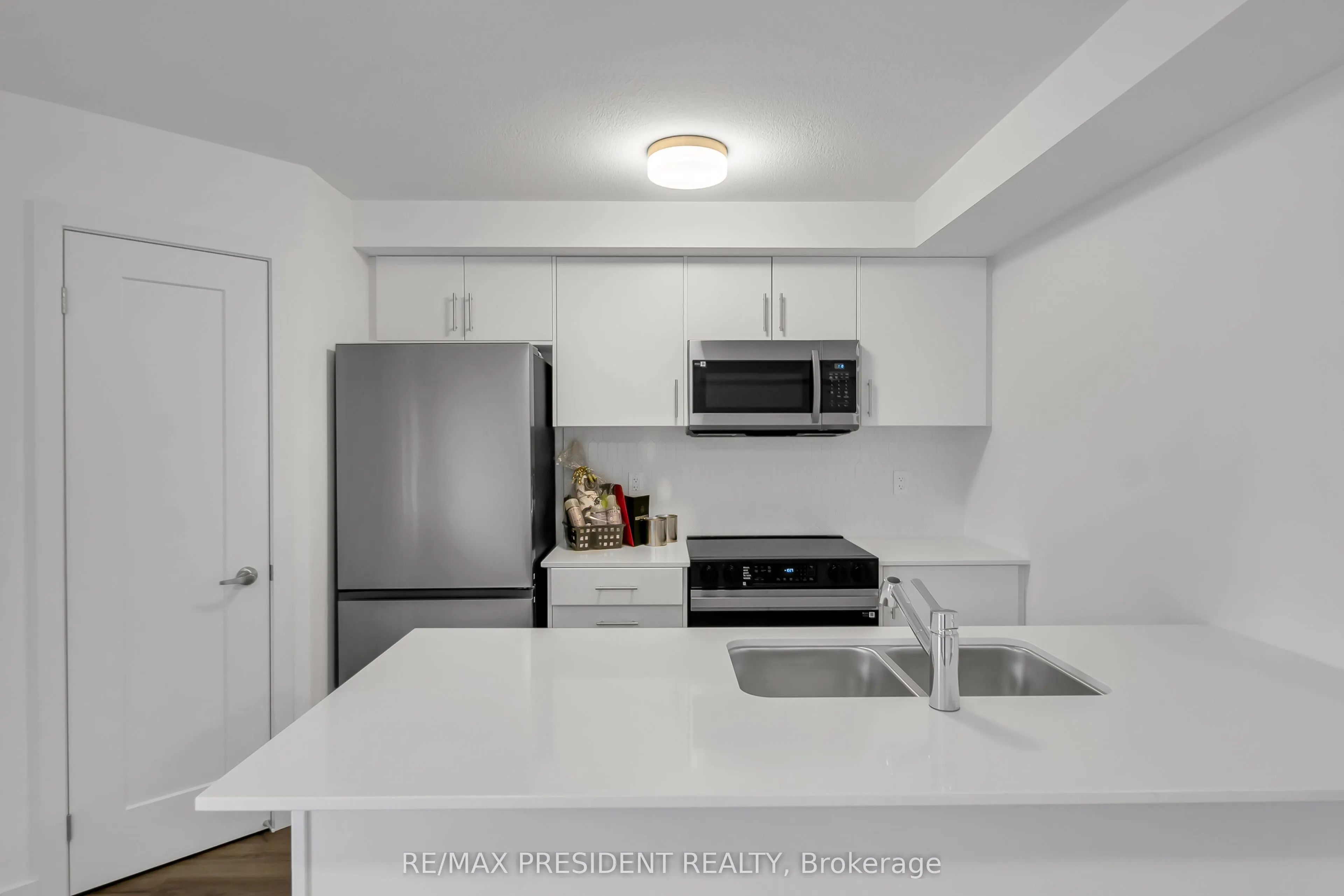 940 David Street, #81