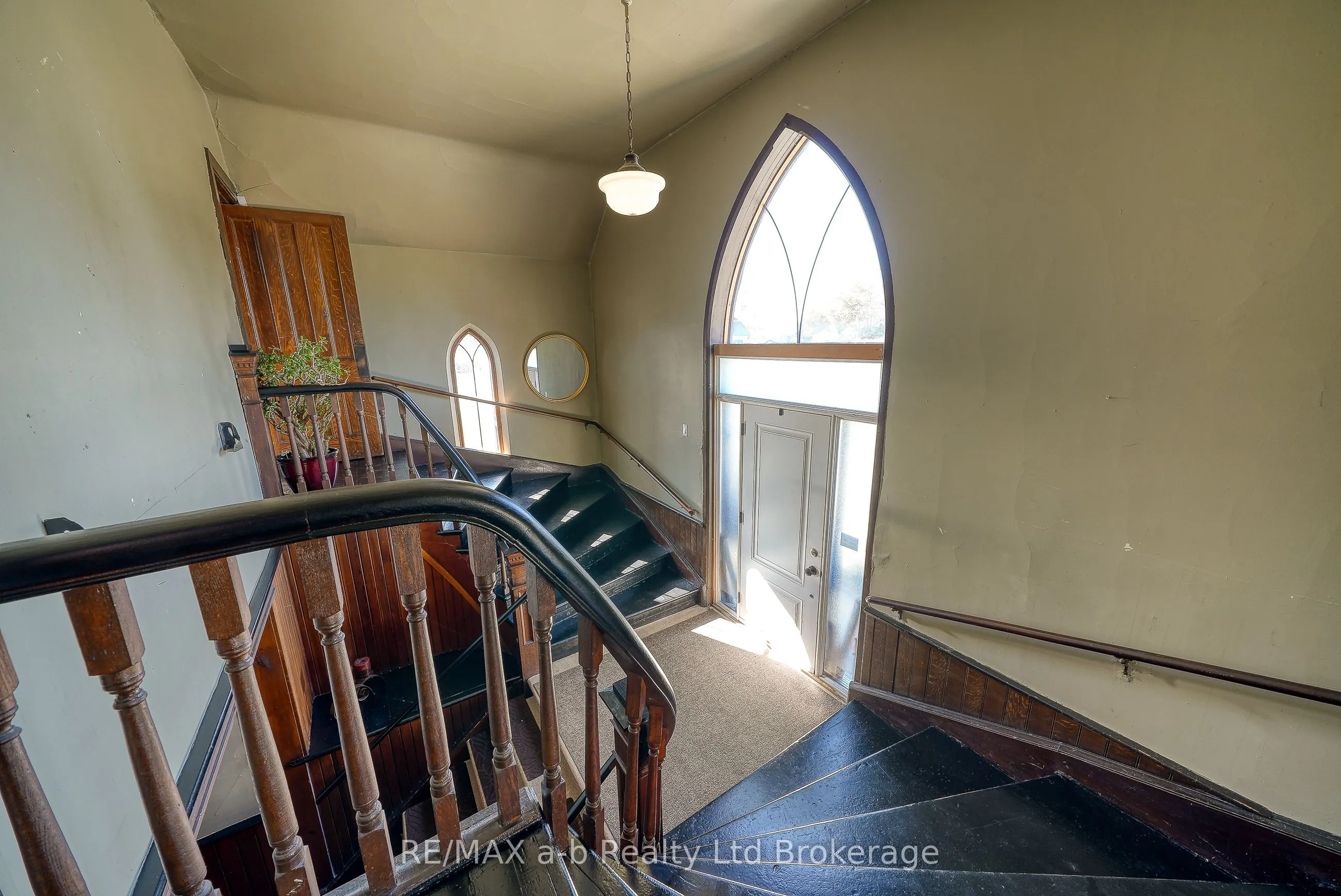5924 Putnam Road