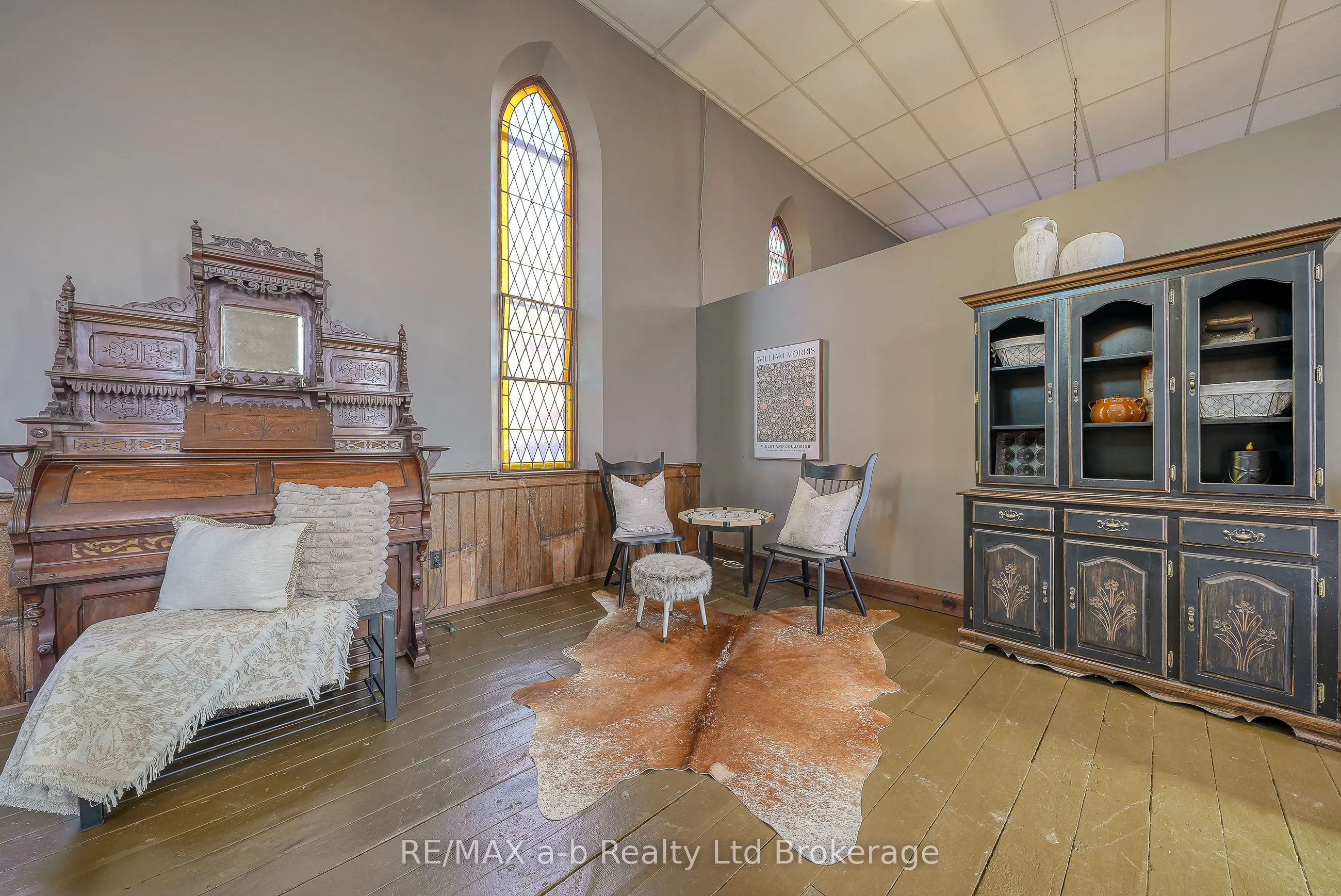 5924 Putnam Road