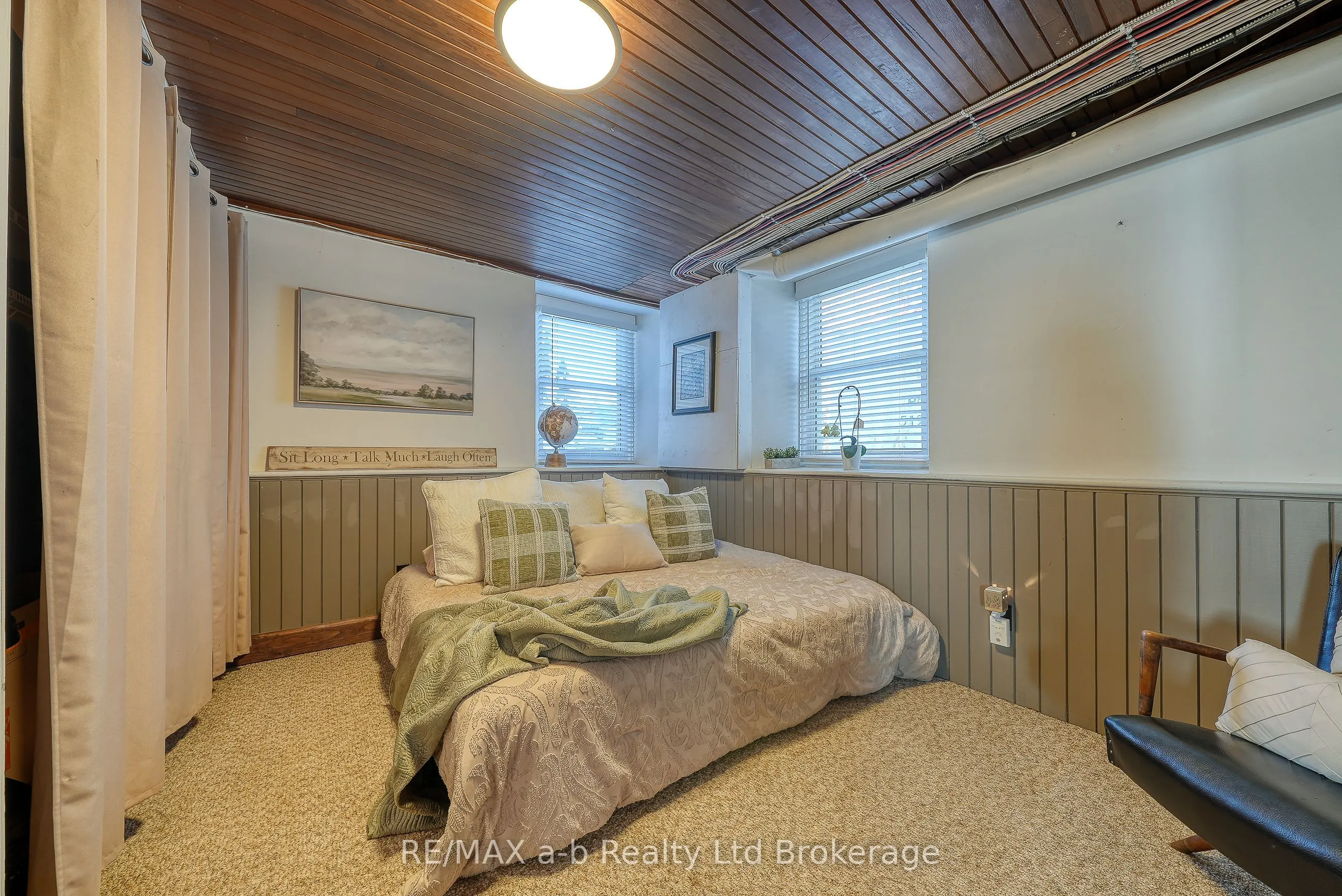 5924 Putnam Road