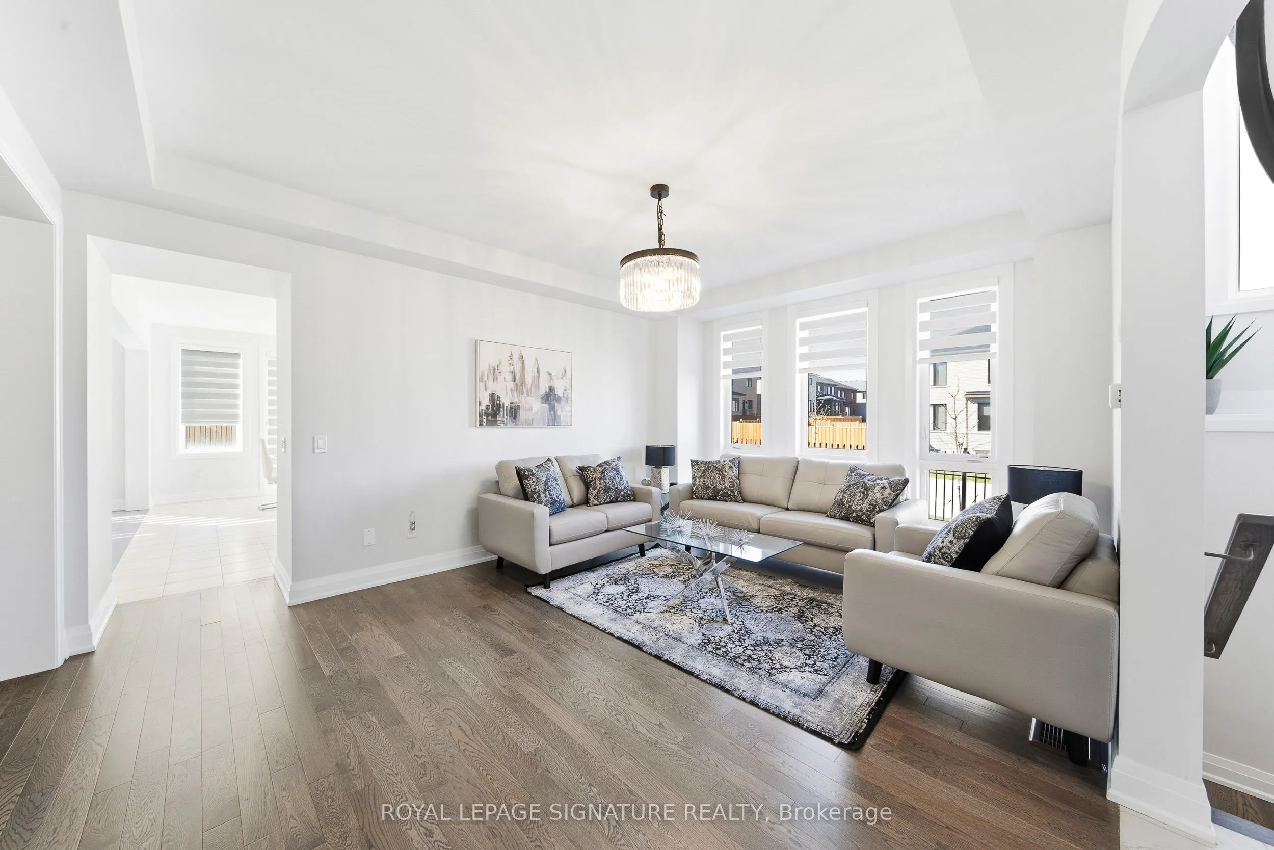 984 Centennial Court