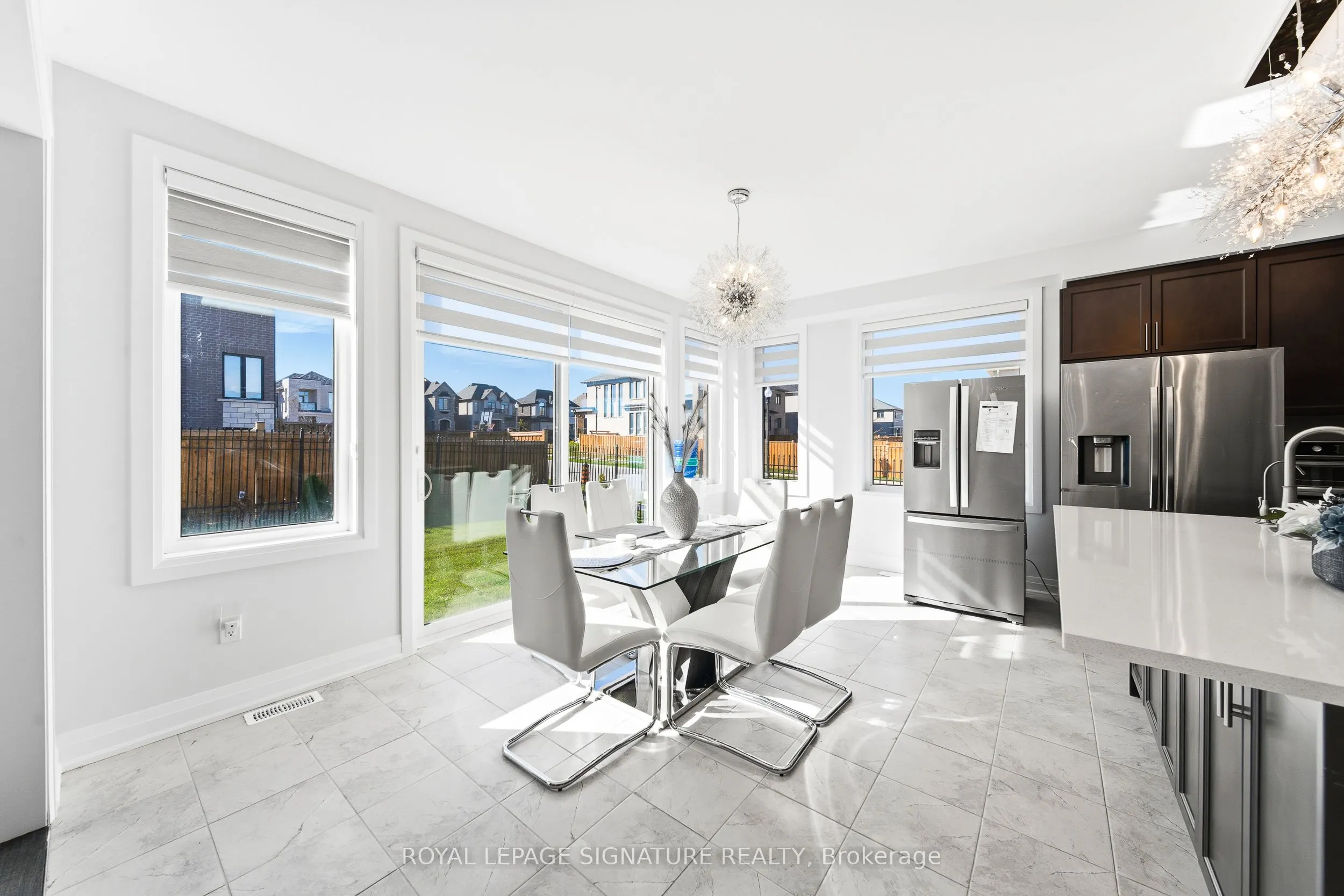 984 Centennial Court