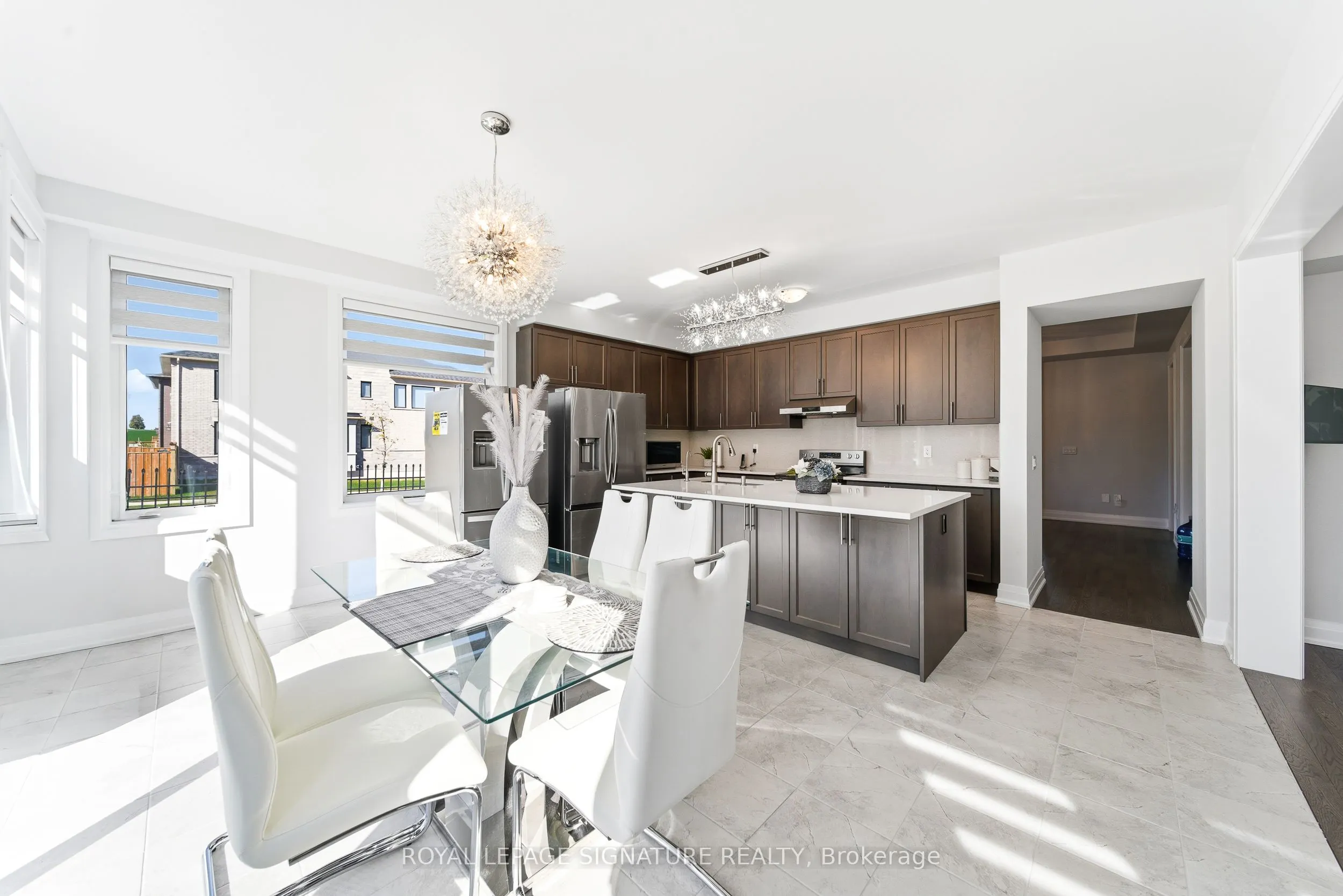 984 Centennial Court