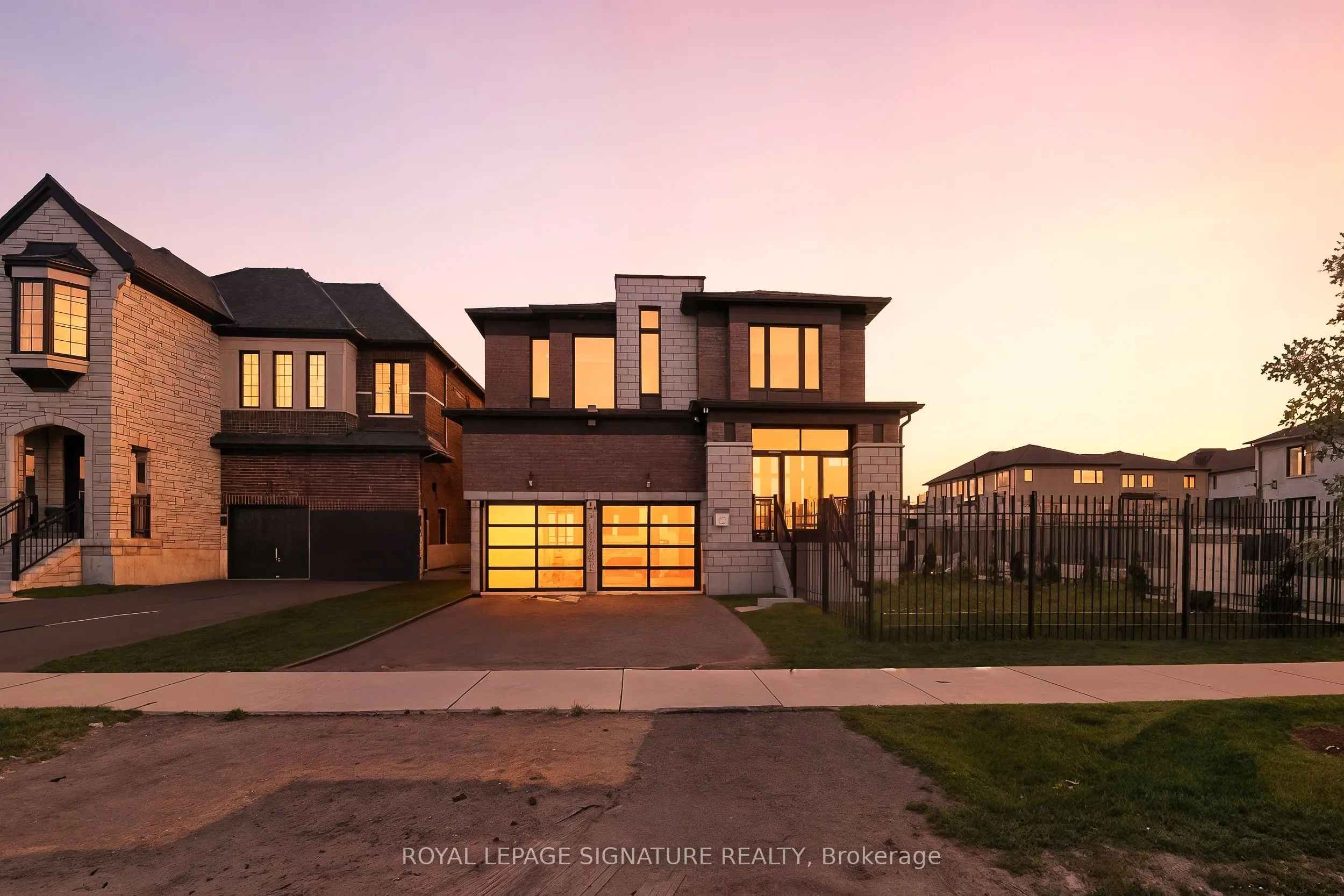 984 Centennial Court