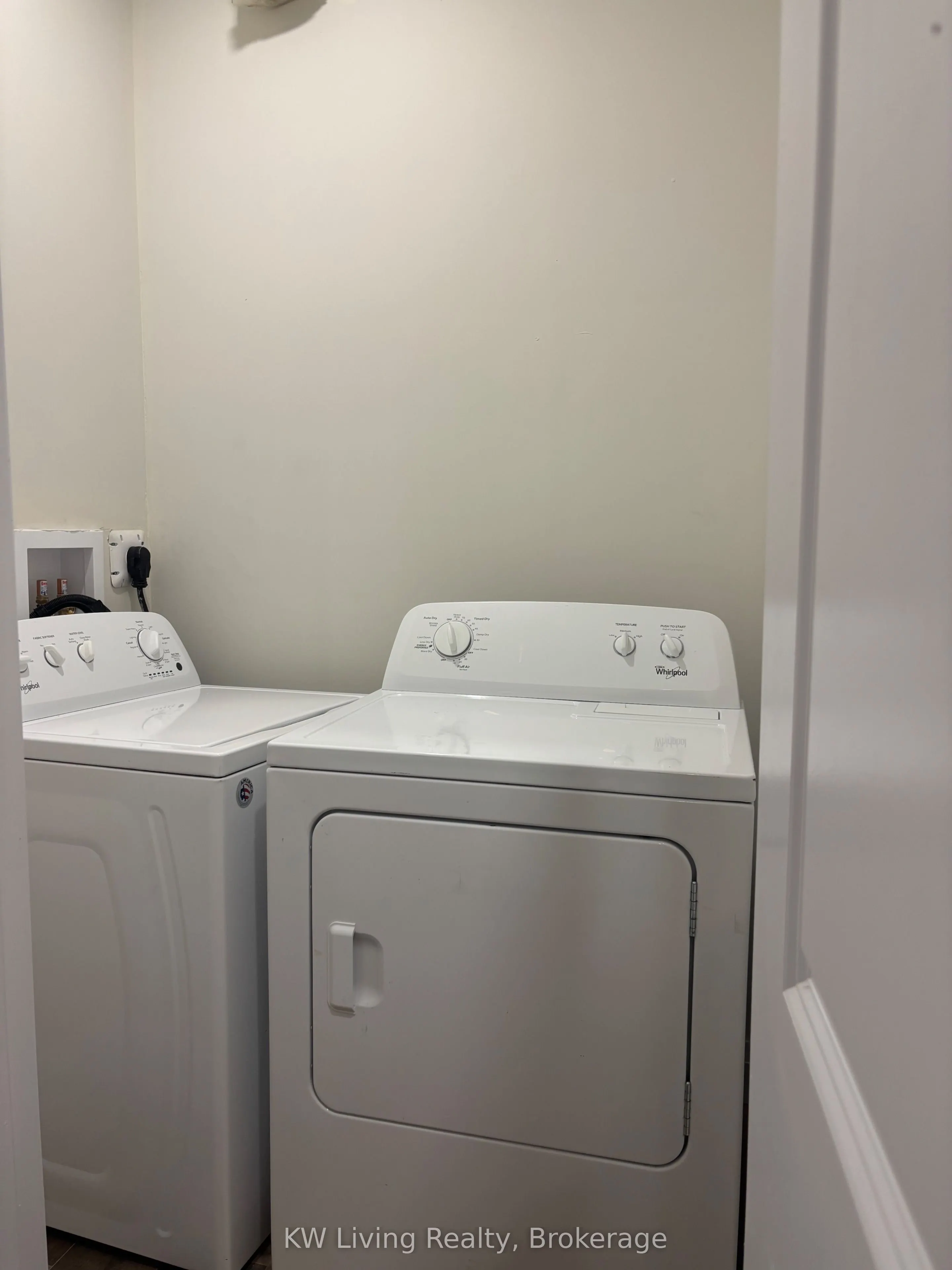 3A1 Kovac Road, #Upper