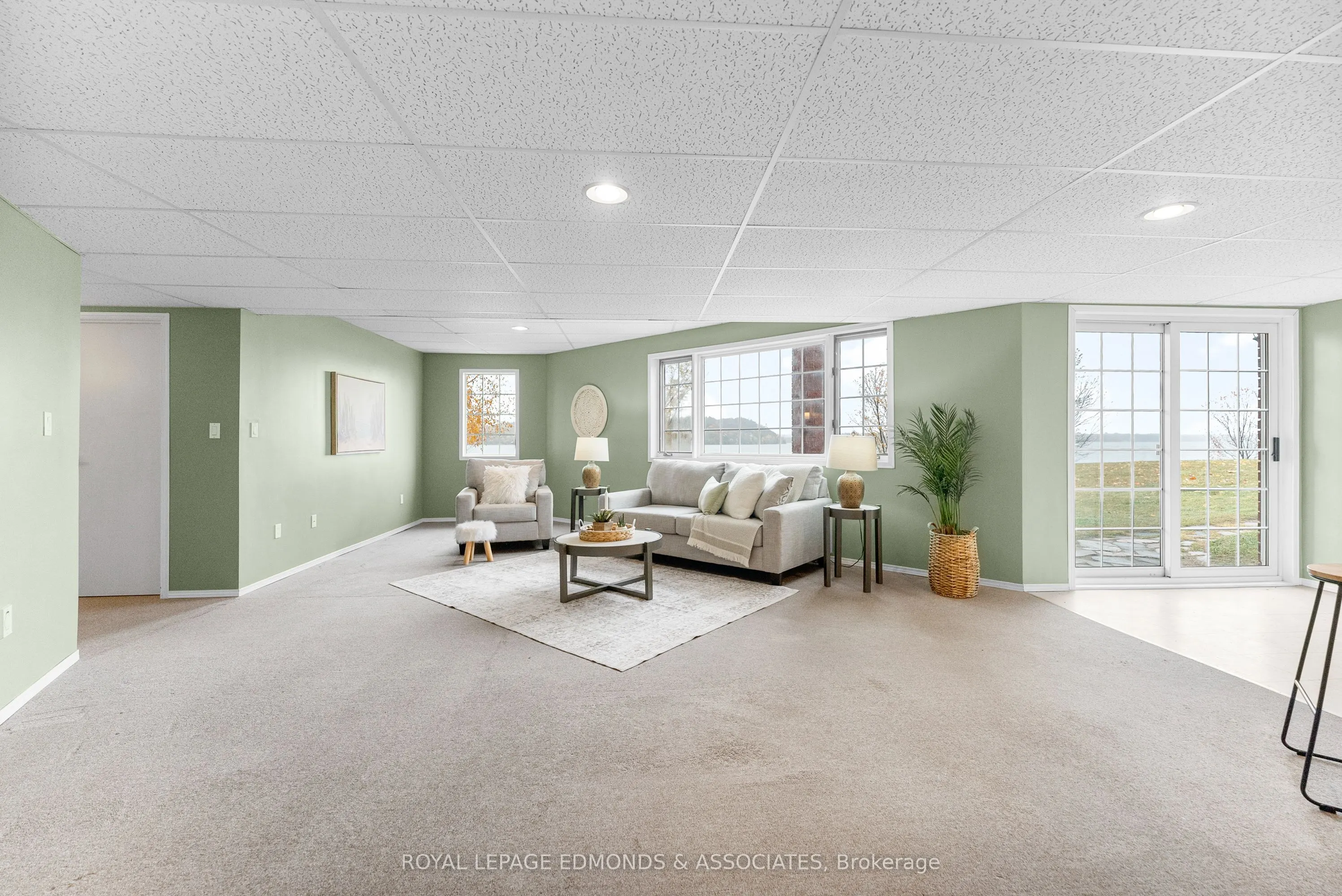 193 Finnerty Road