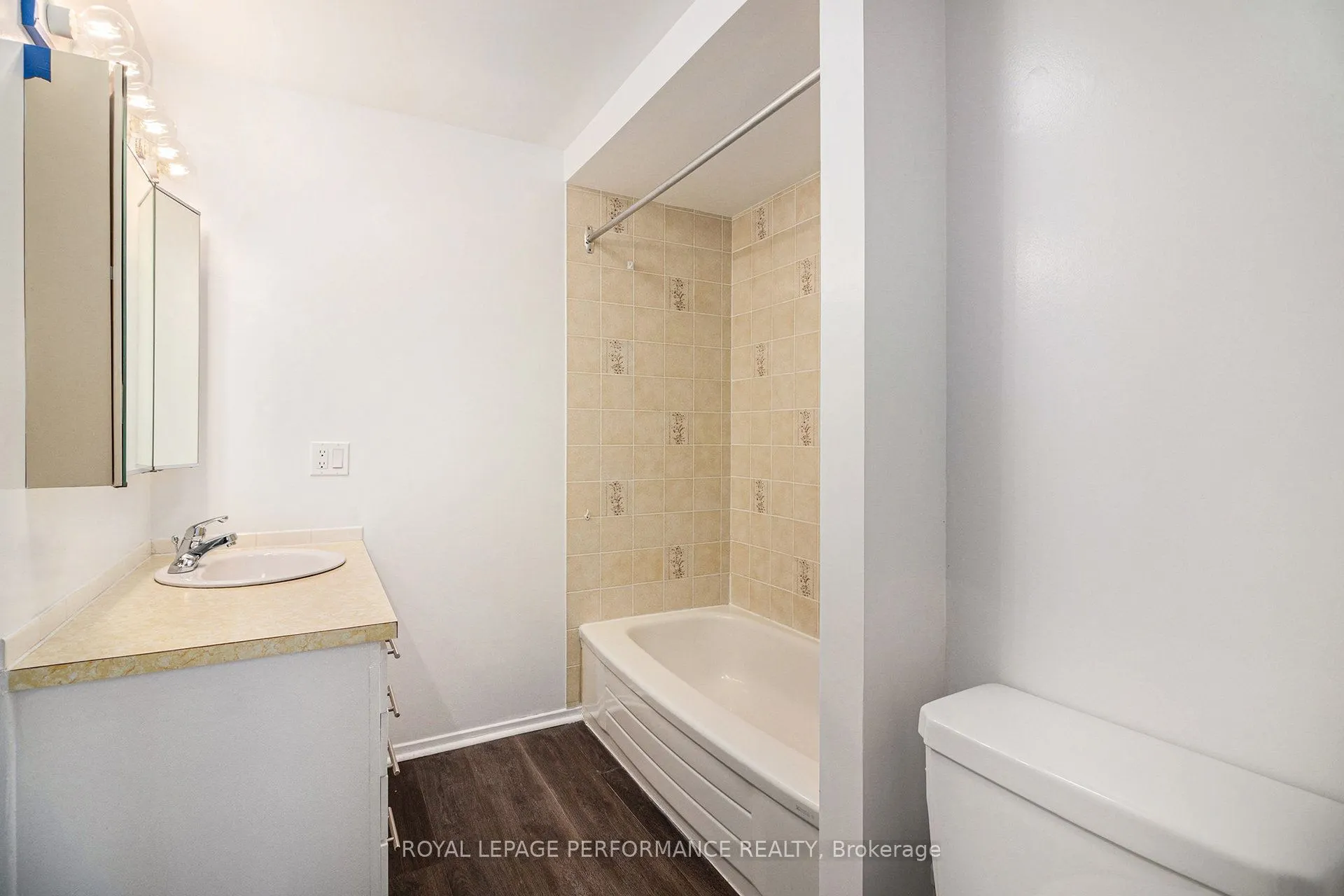 6470 Bilberry Drive, #209