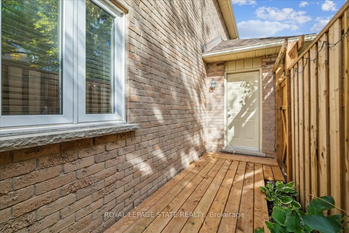 15 Ellington Avenue, #5