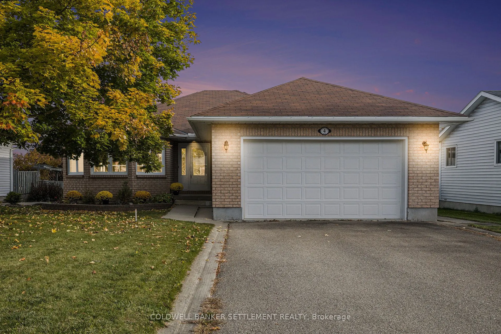 4 Treelawn Boulevard