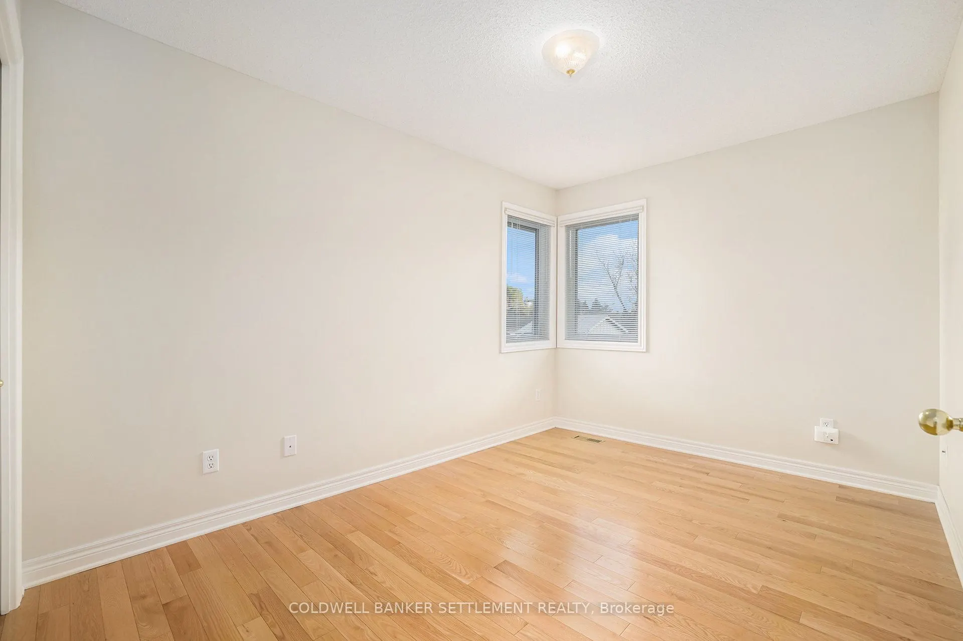 4 Treelawn Boulevard