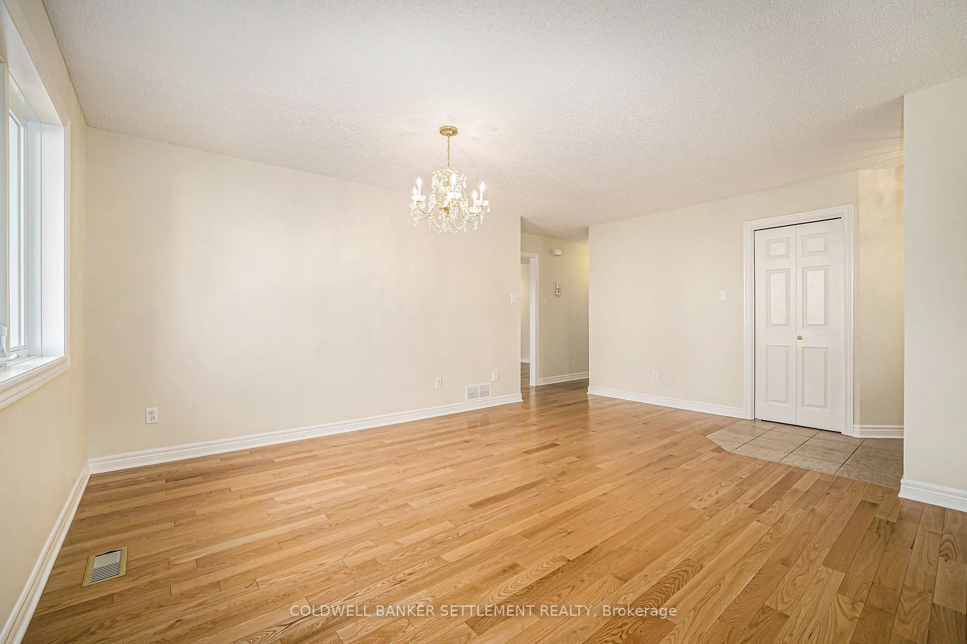 4 Treelawn Boulevard
