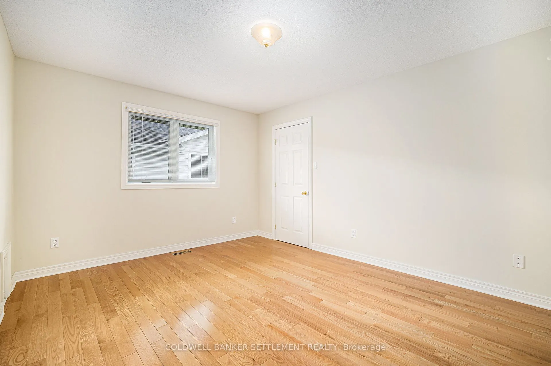4 Treelawn Boulevard