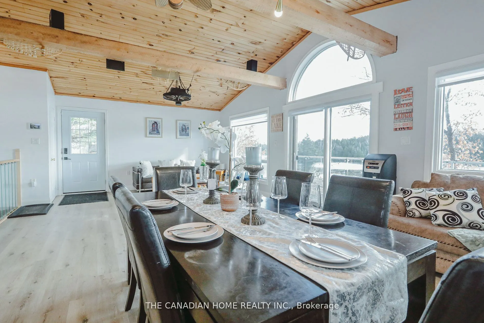 92 Mckellar Lake Road