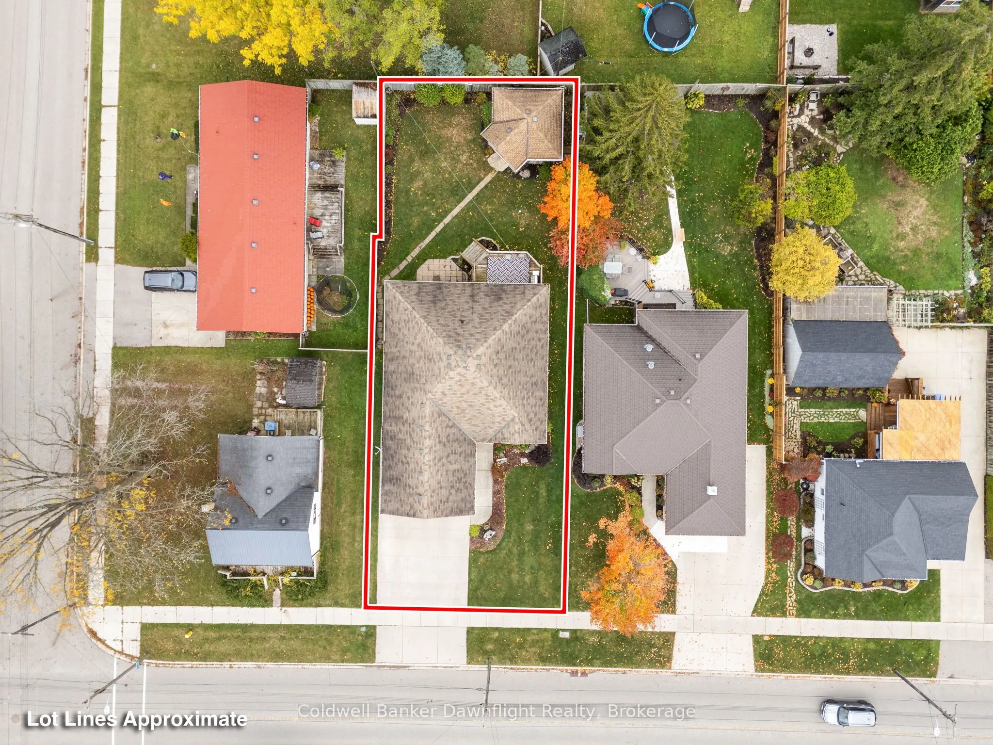 86 Huron Street W