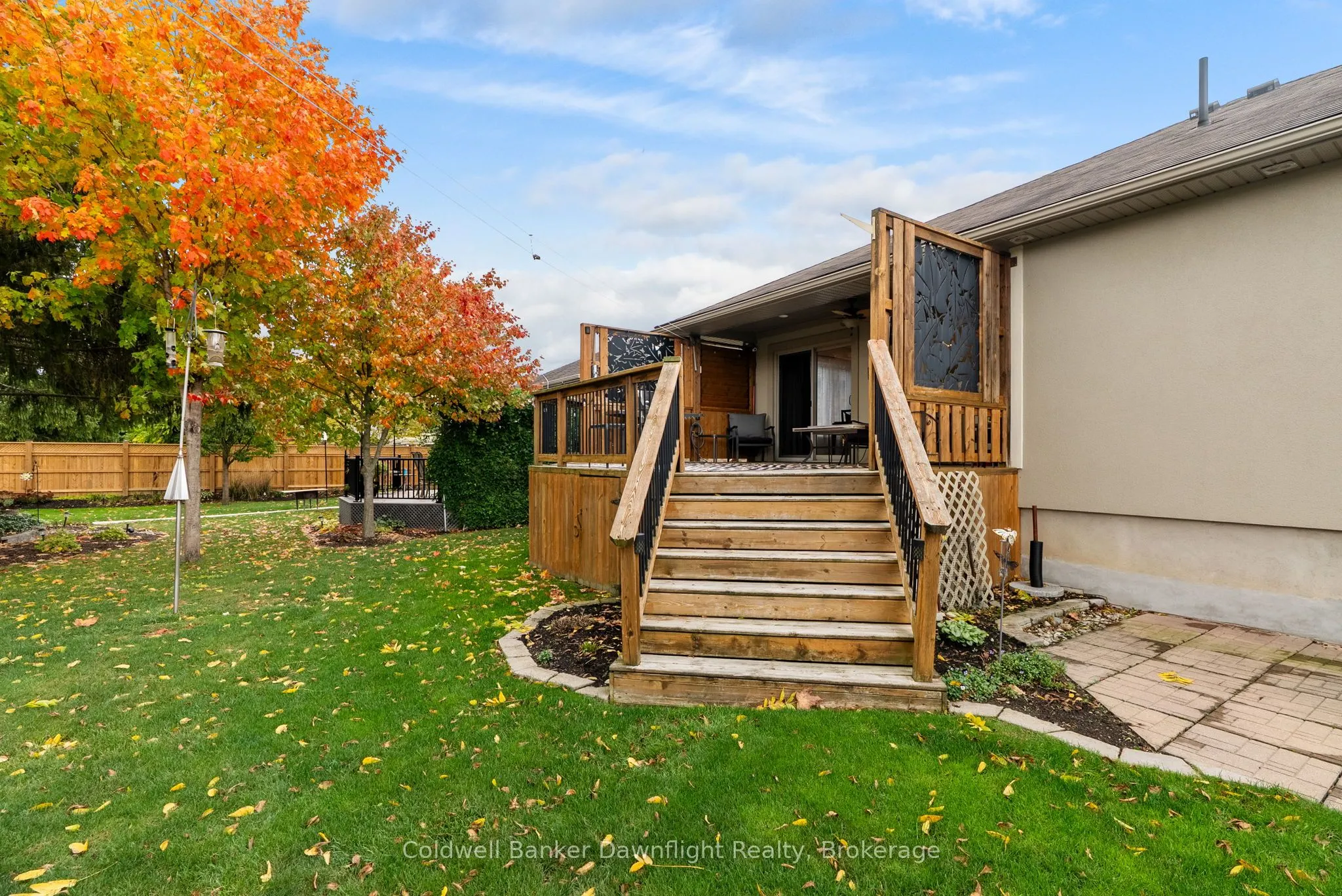 86 Huron Street W