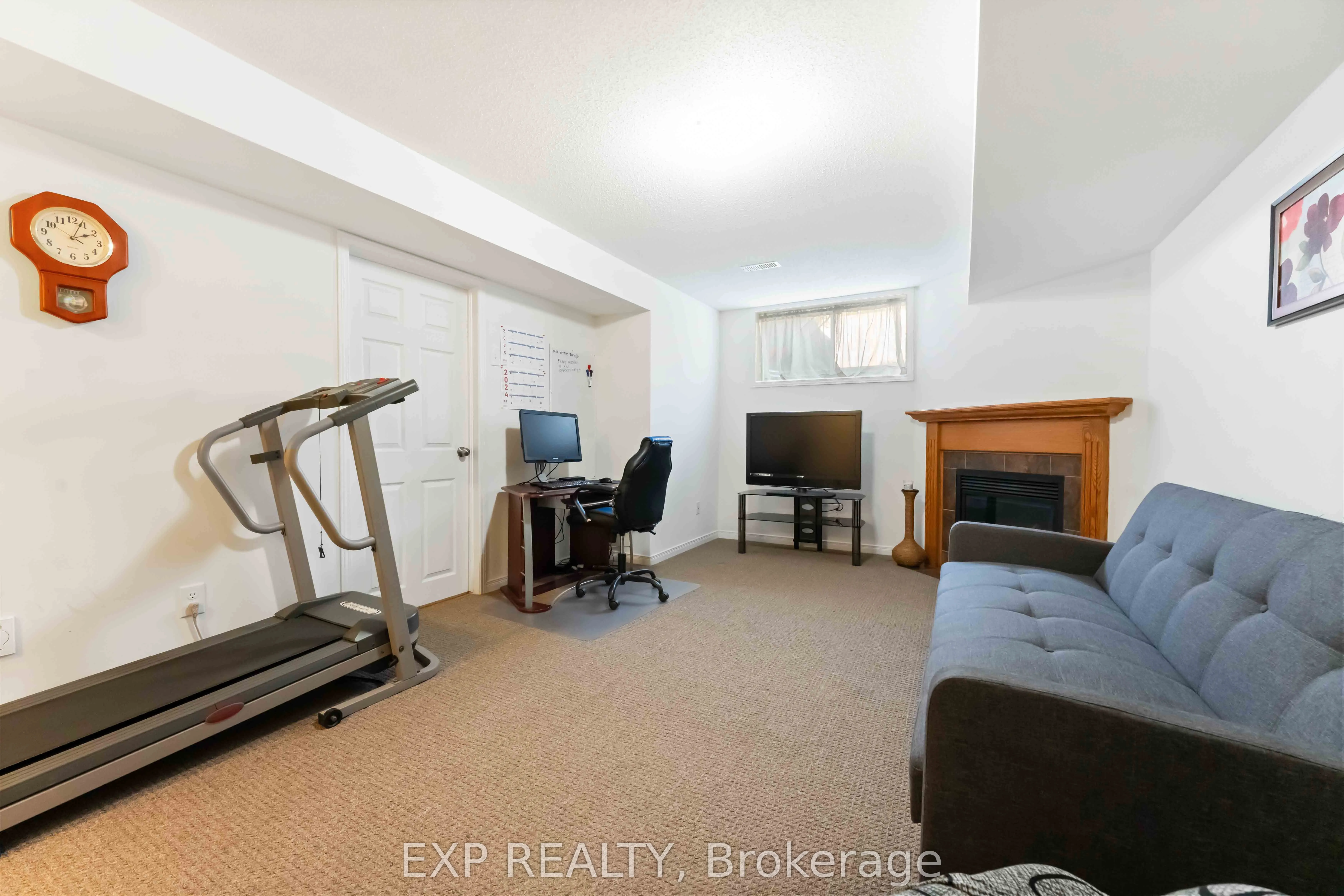 438 Haresfield Court