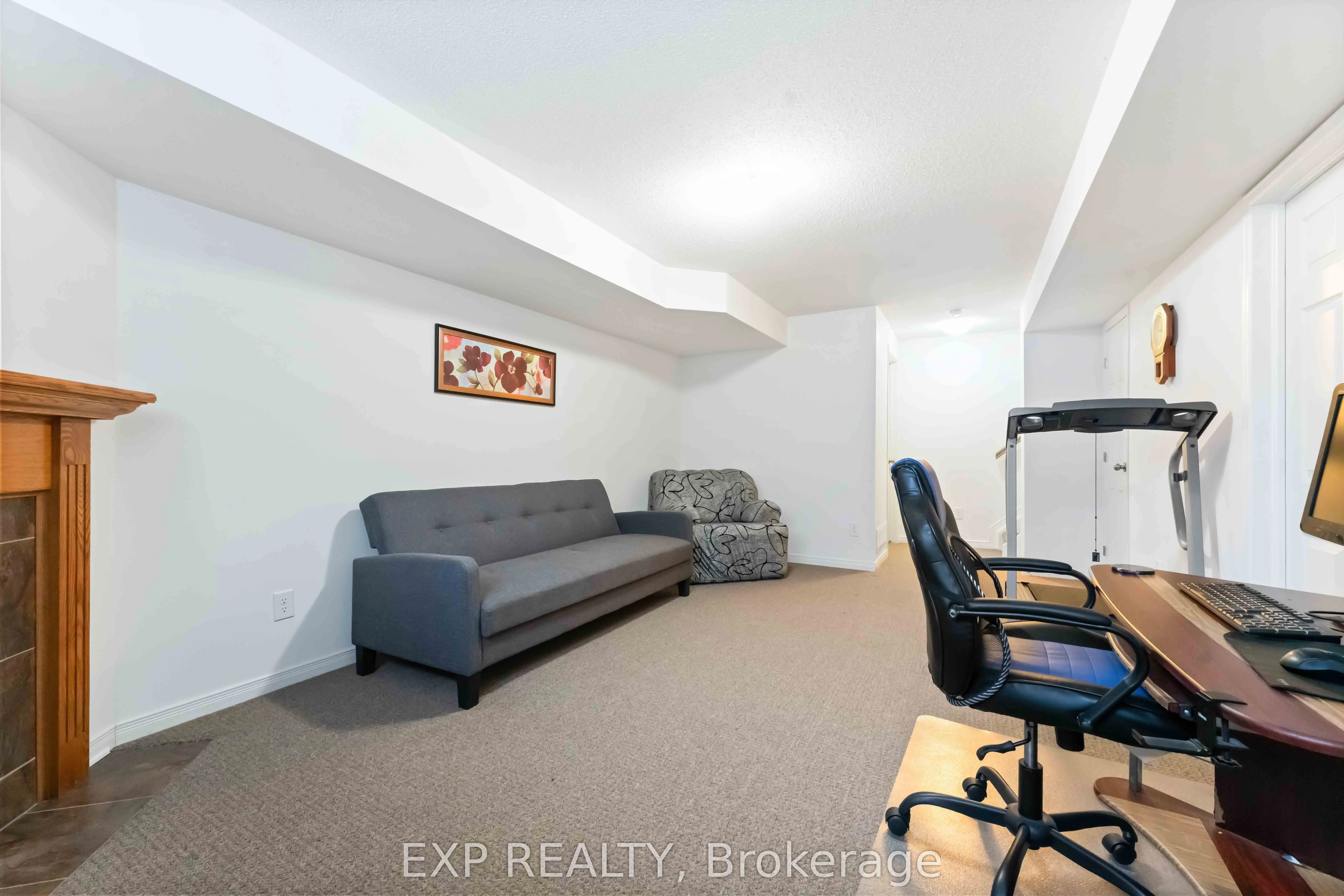 438 Haresfield Court