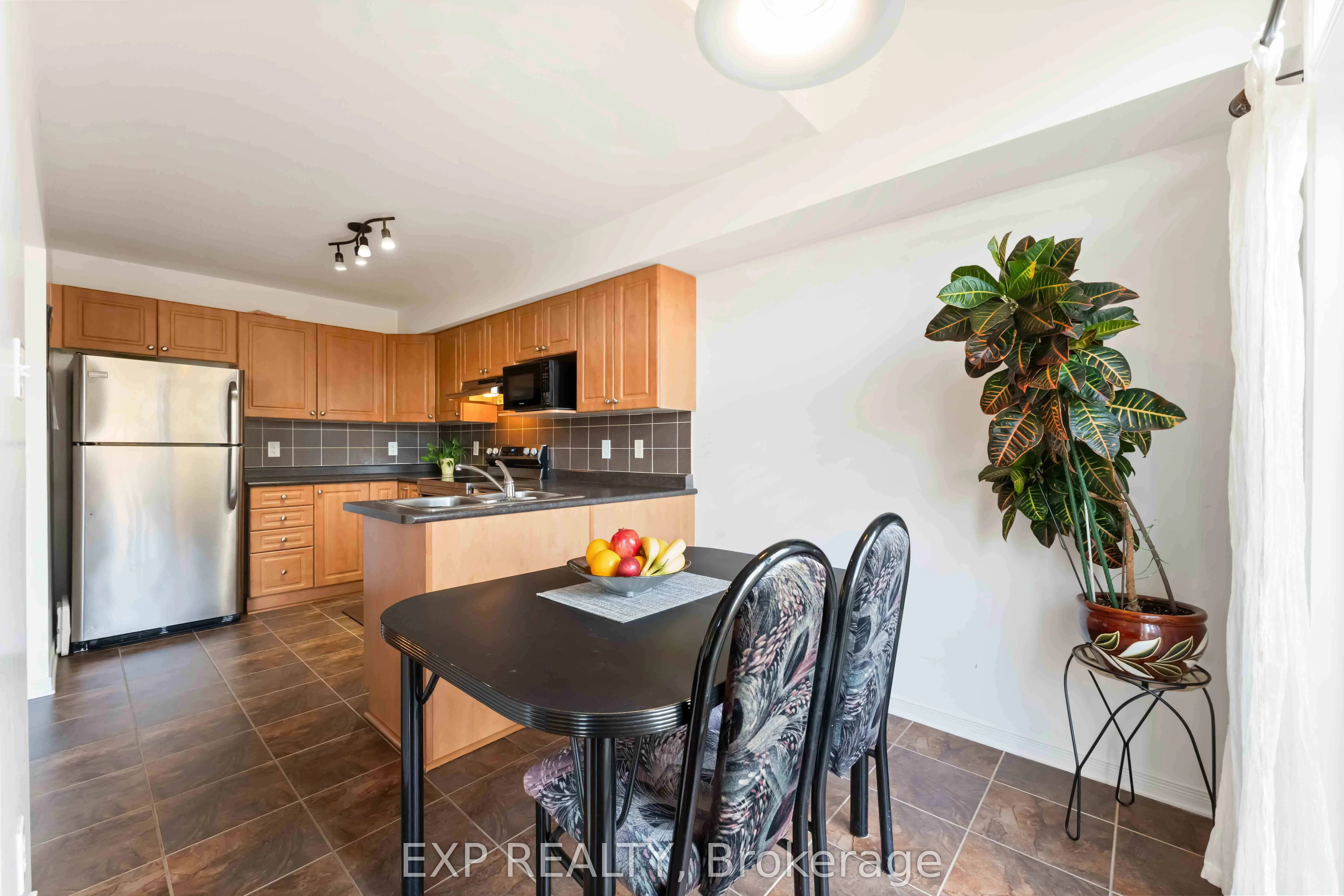 438 Haresfield Court