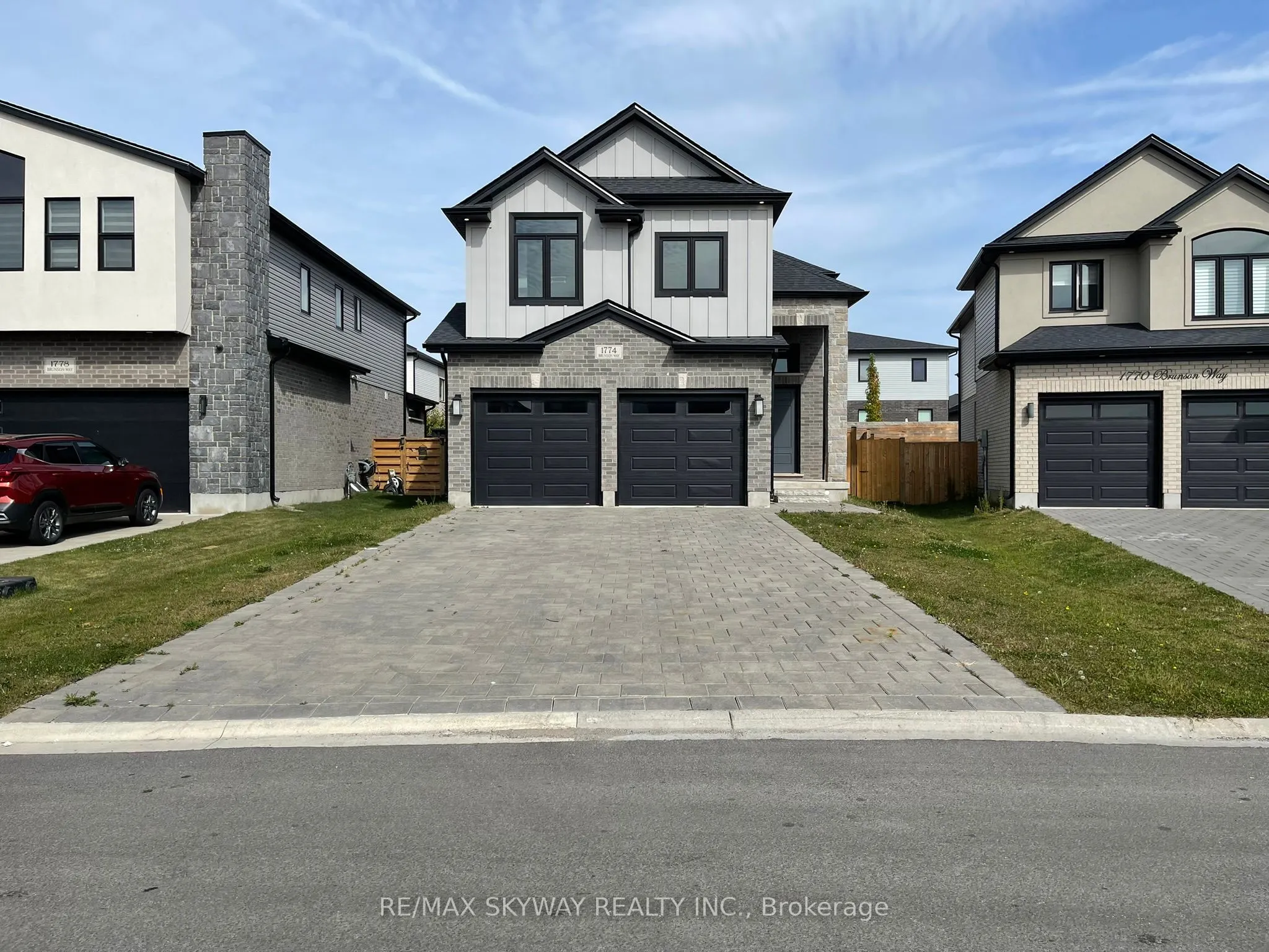 1774 Brunson Way