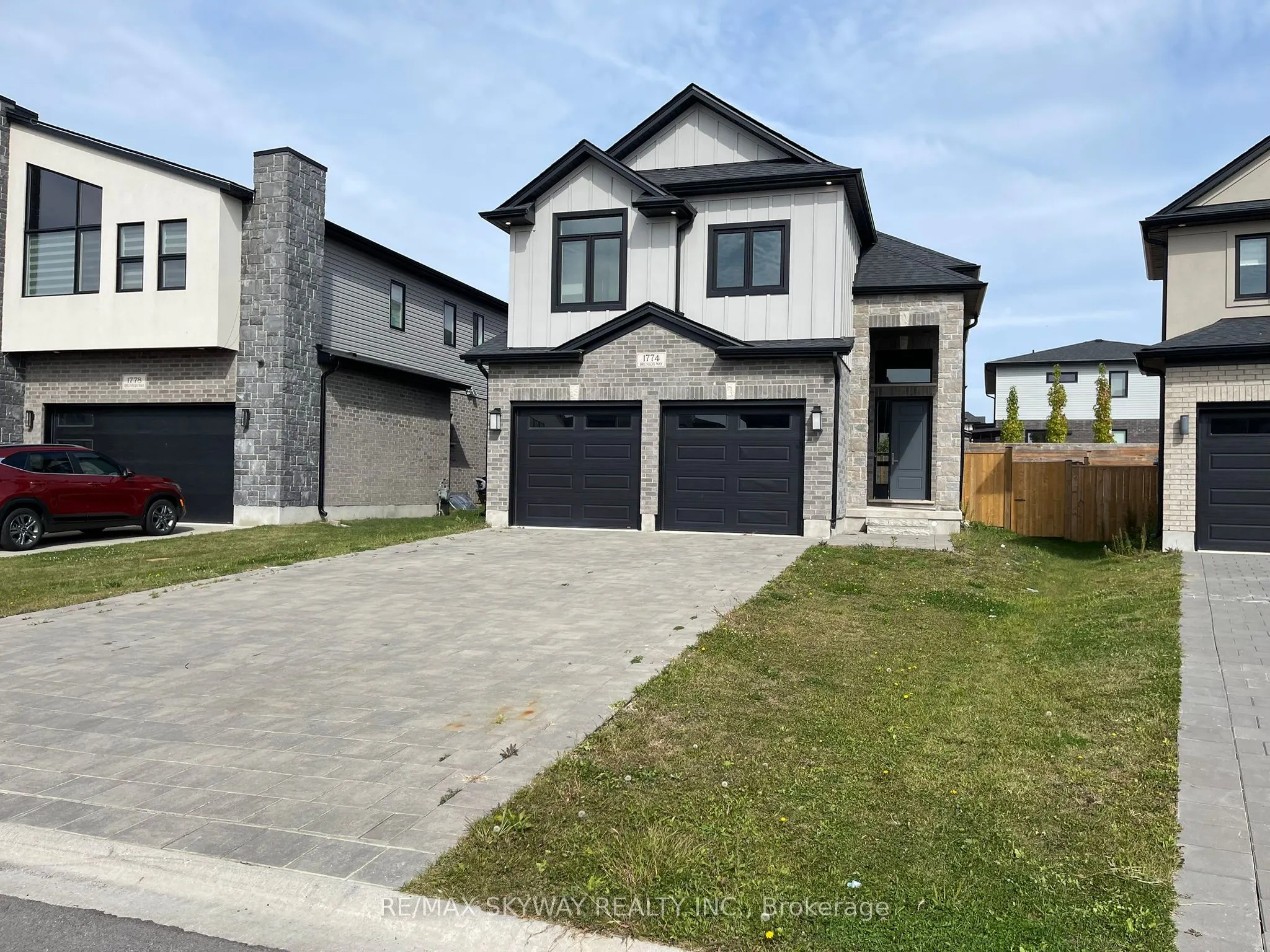 1774 Brunson Way