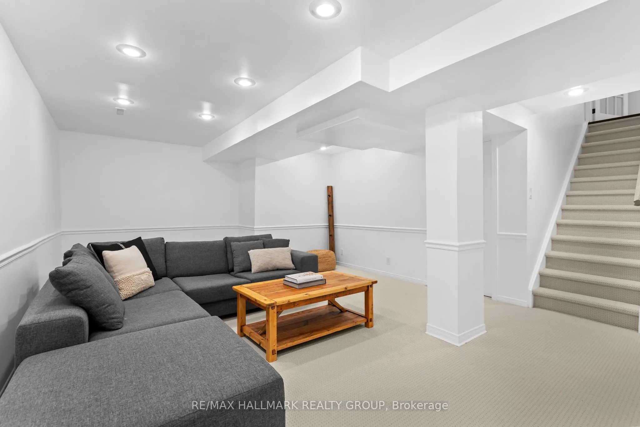 804 Adencliffe Drive