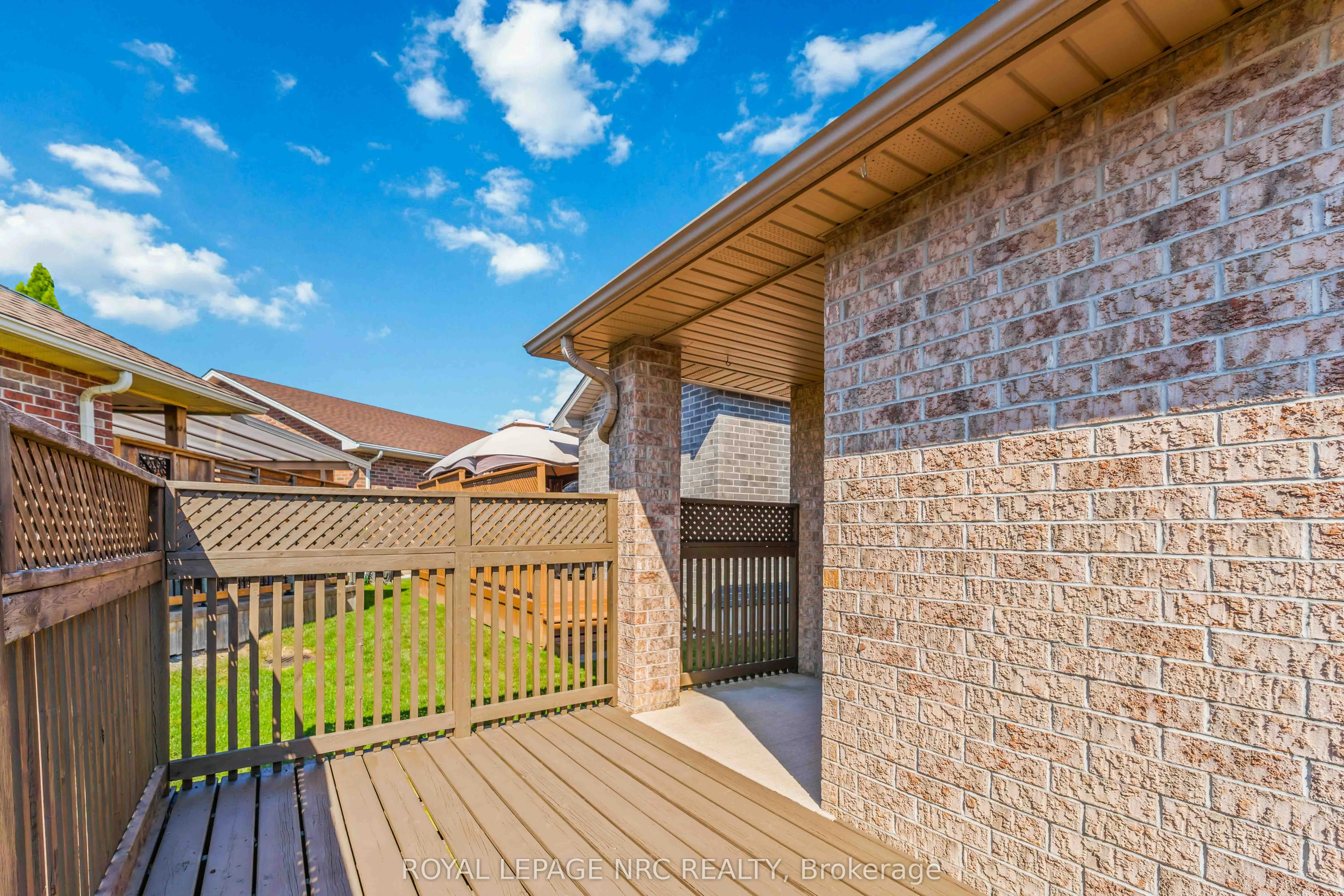 3900 Rainbow Lane