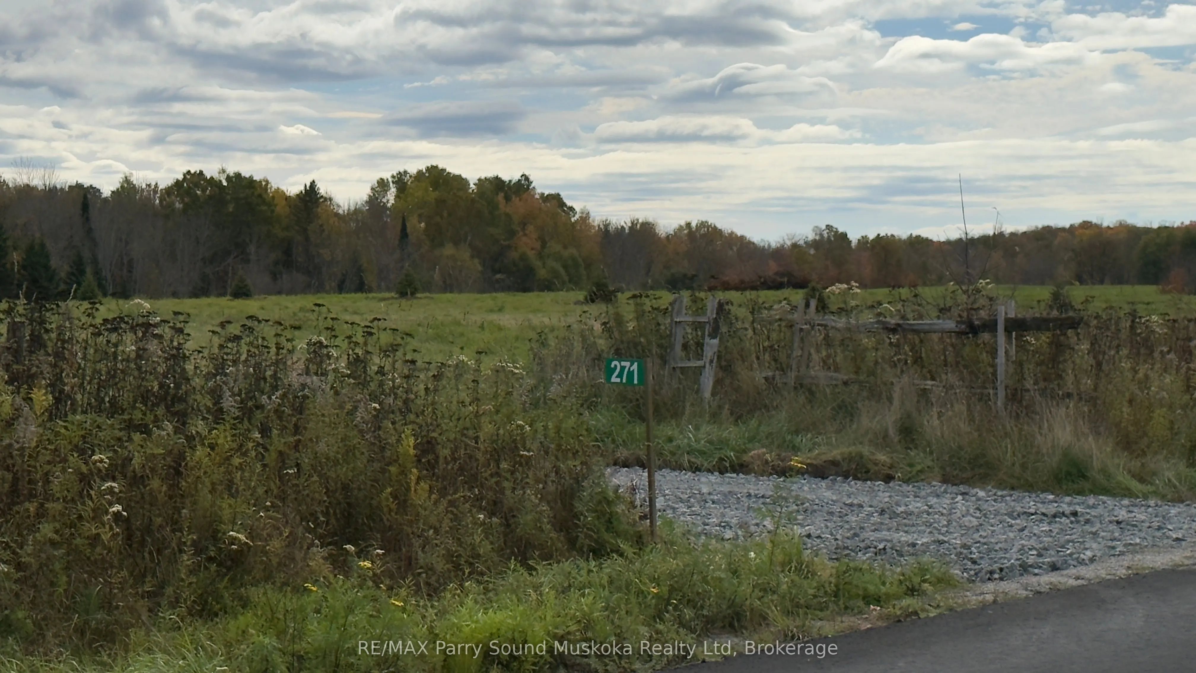 271 Balsam Cross