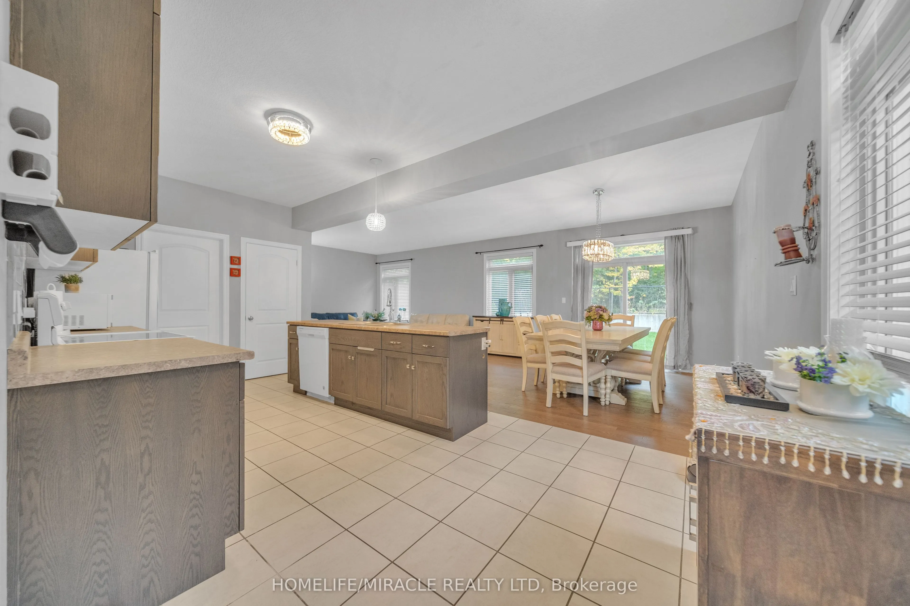 79 Elmbank Trail