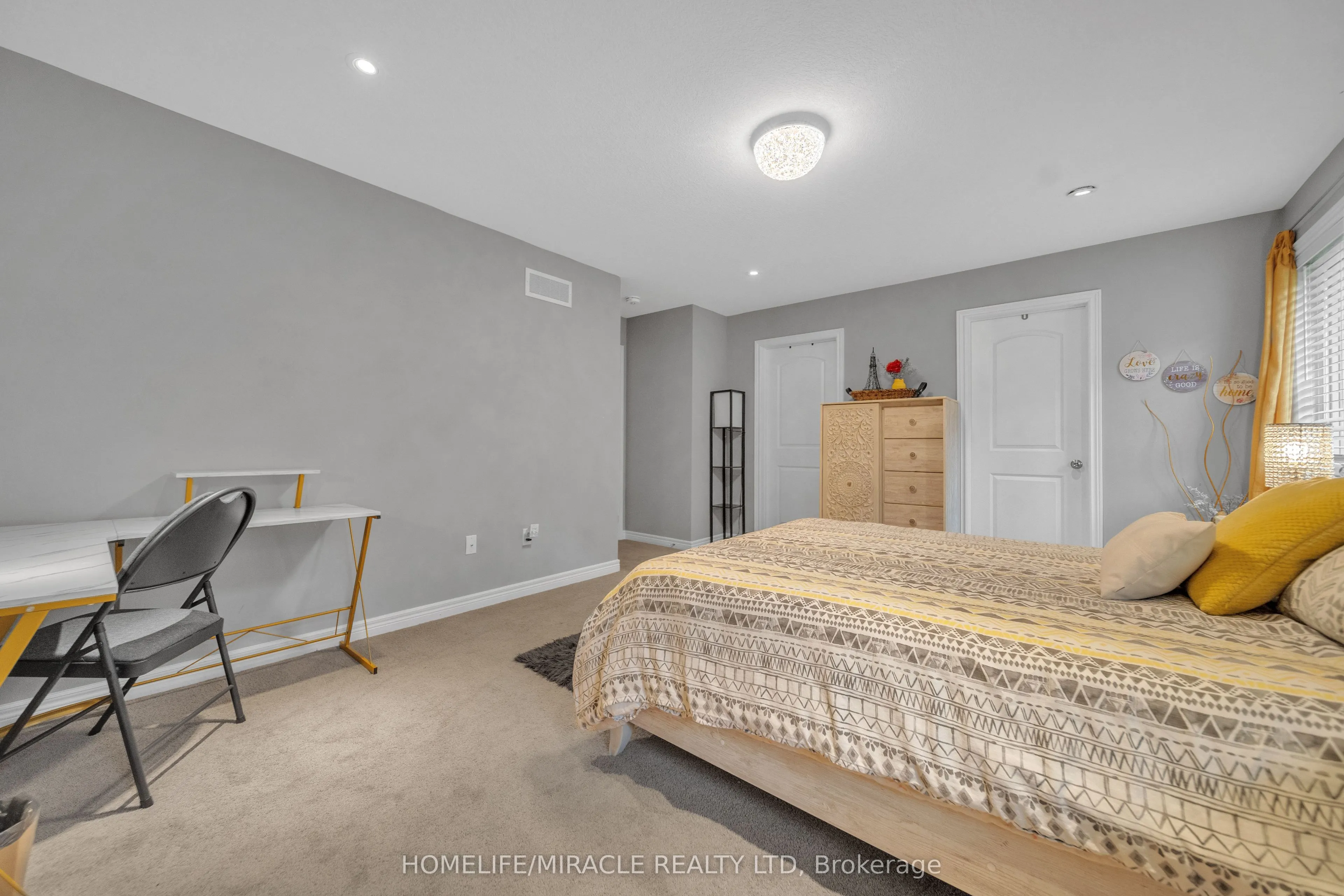 79 Elmbank Trail