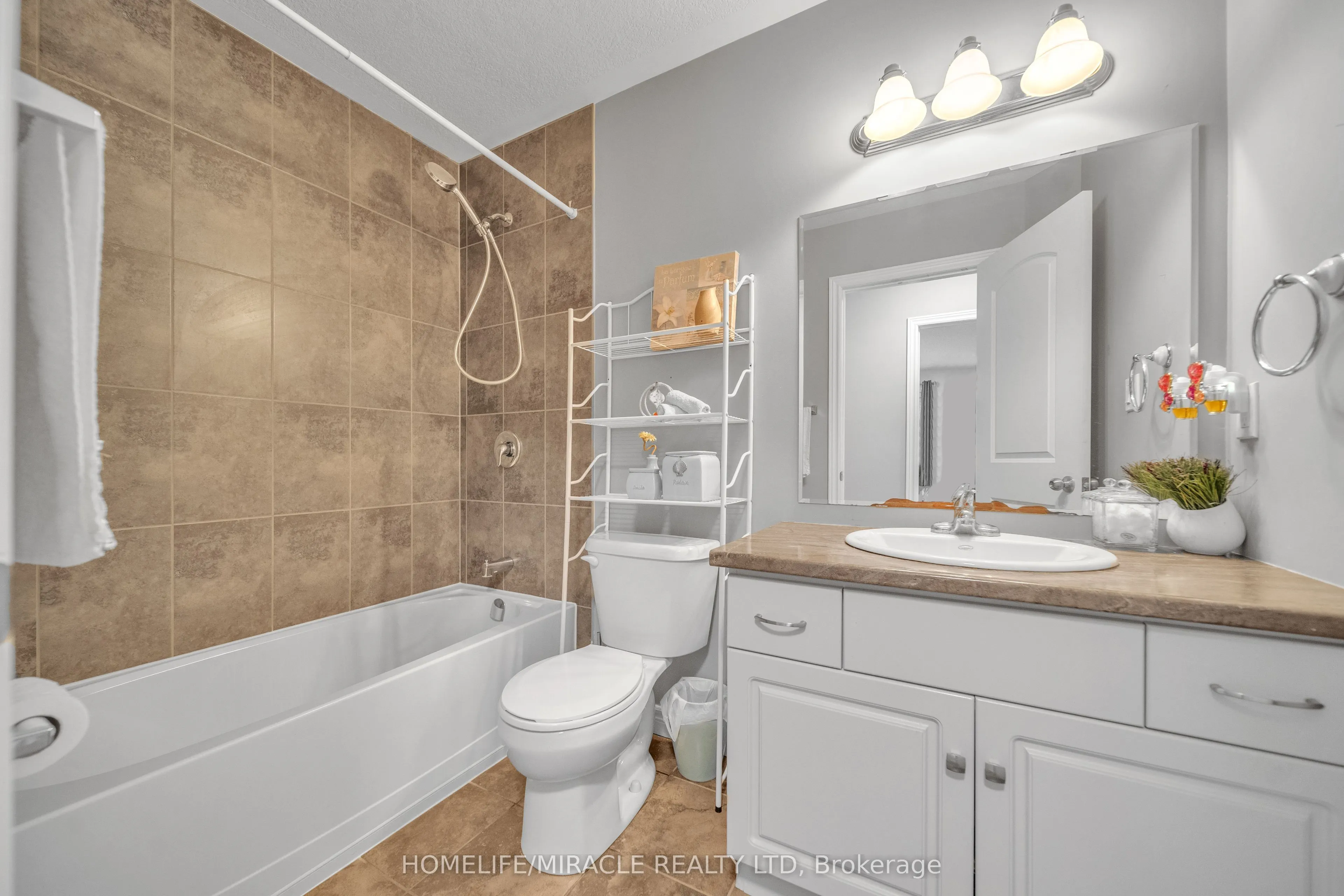 79 Elmbank Trail