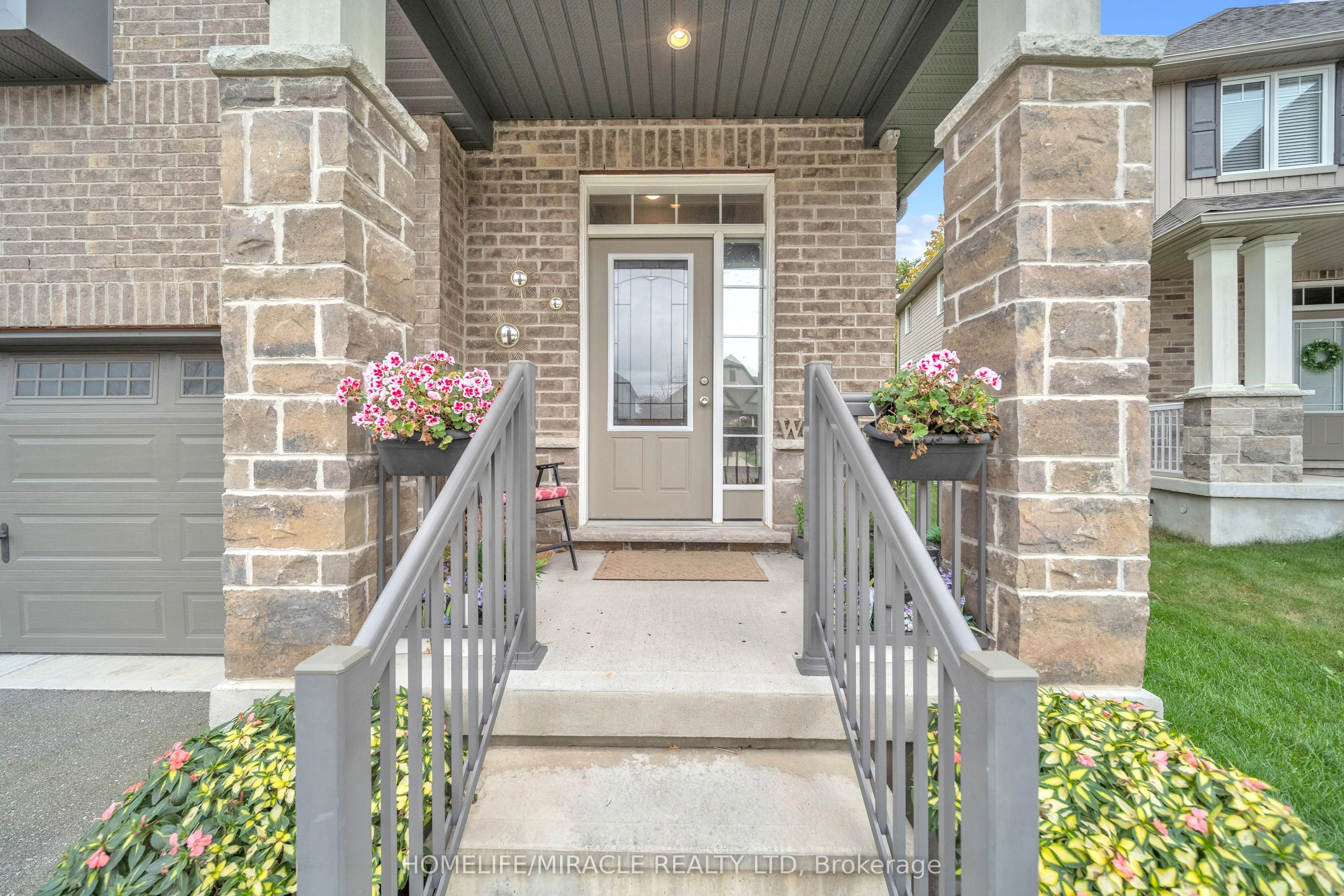 79 Elmbank Trail