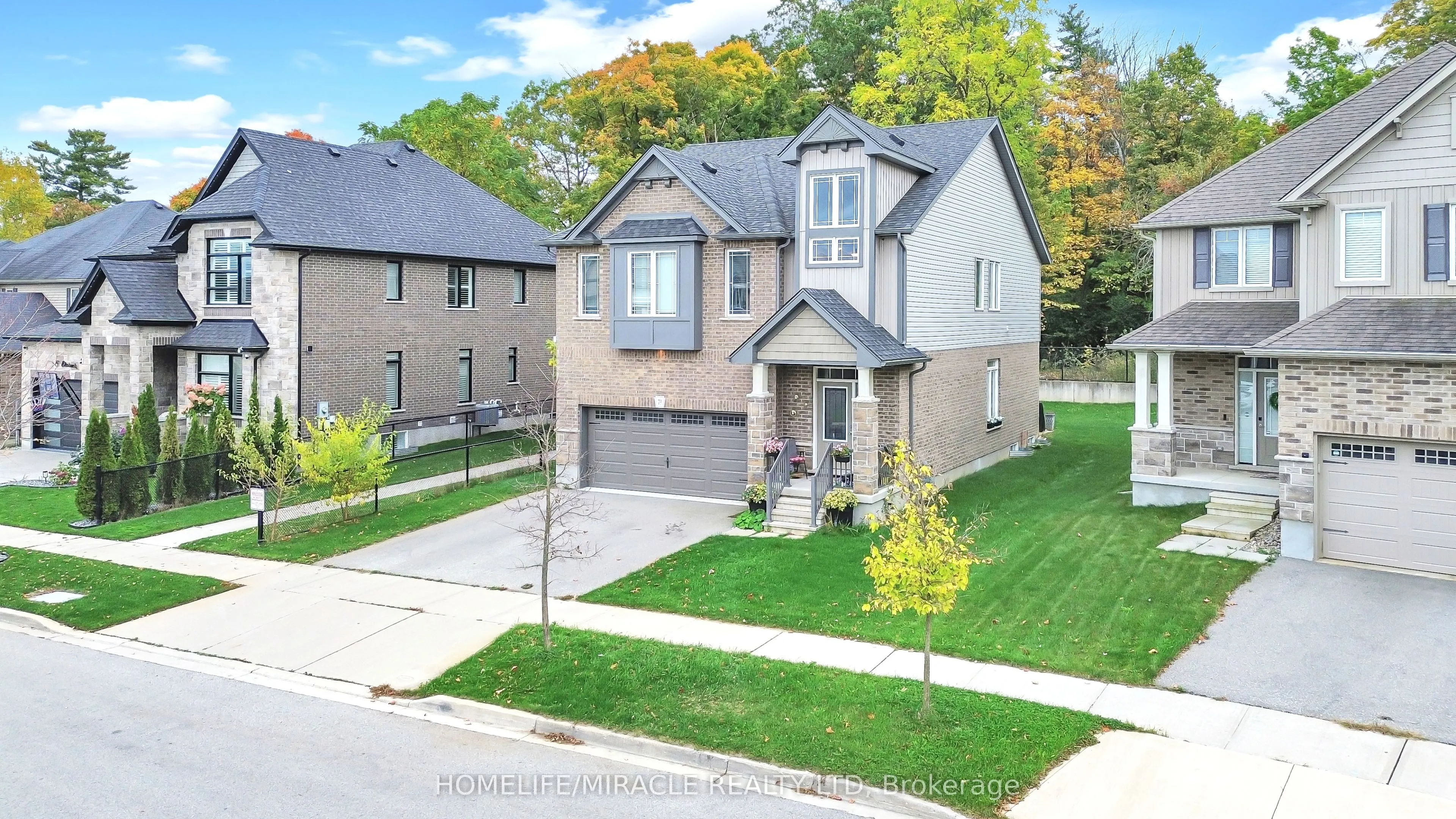 79 Elmbank Trail