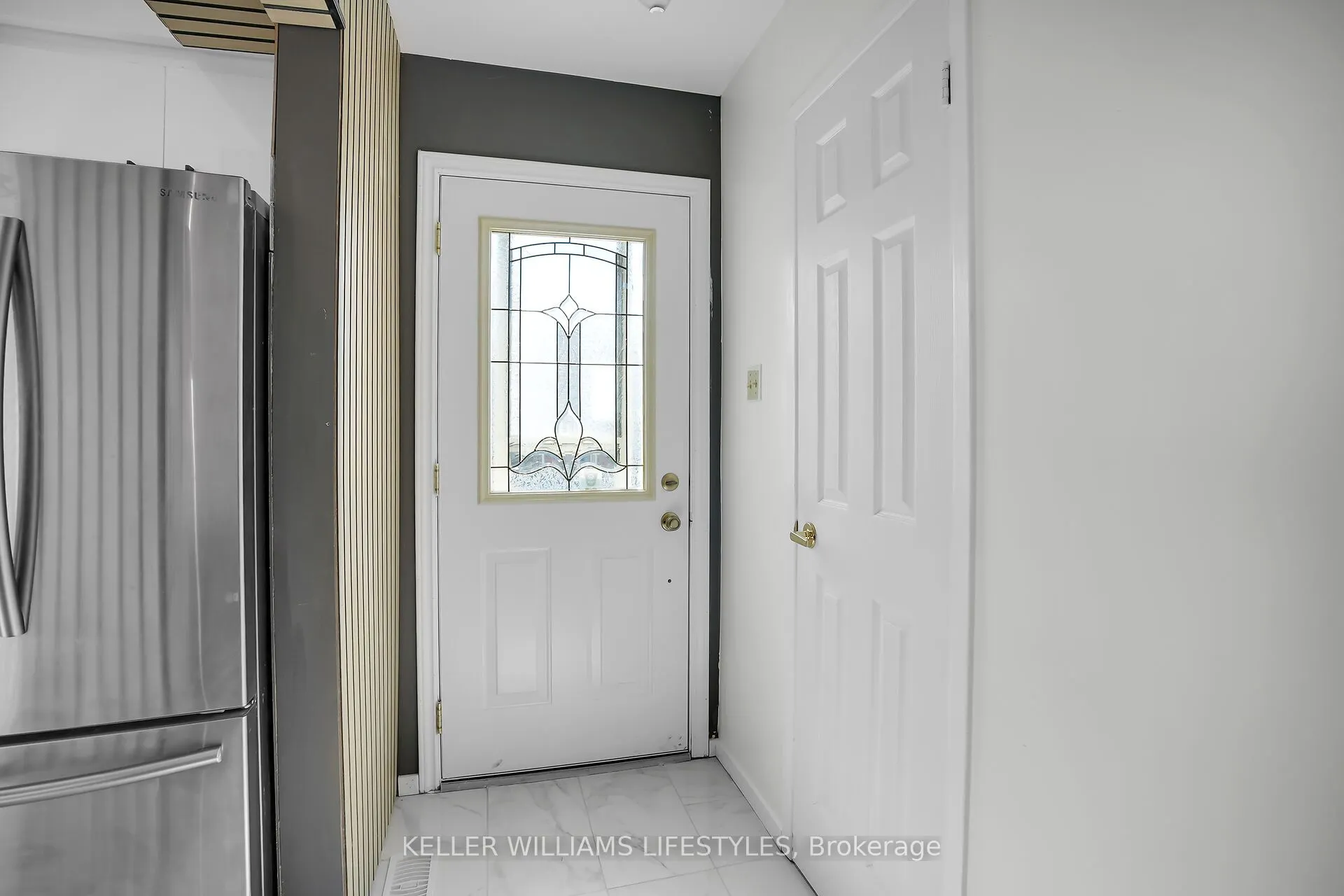 230 Clarke Road, #4