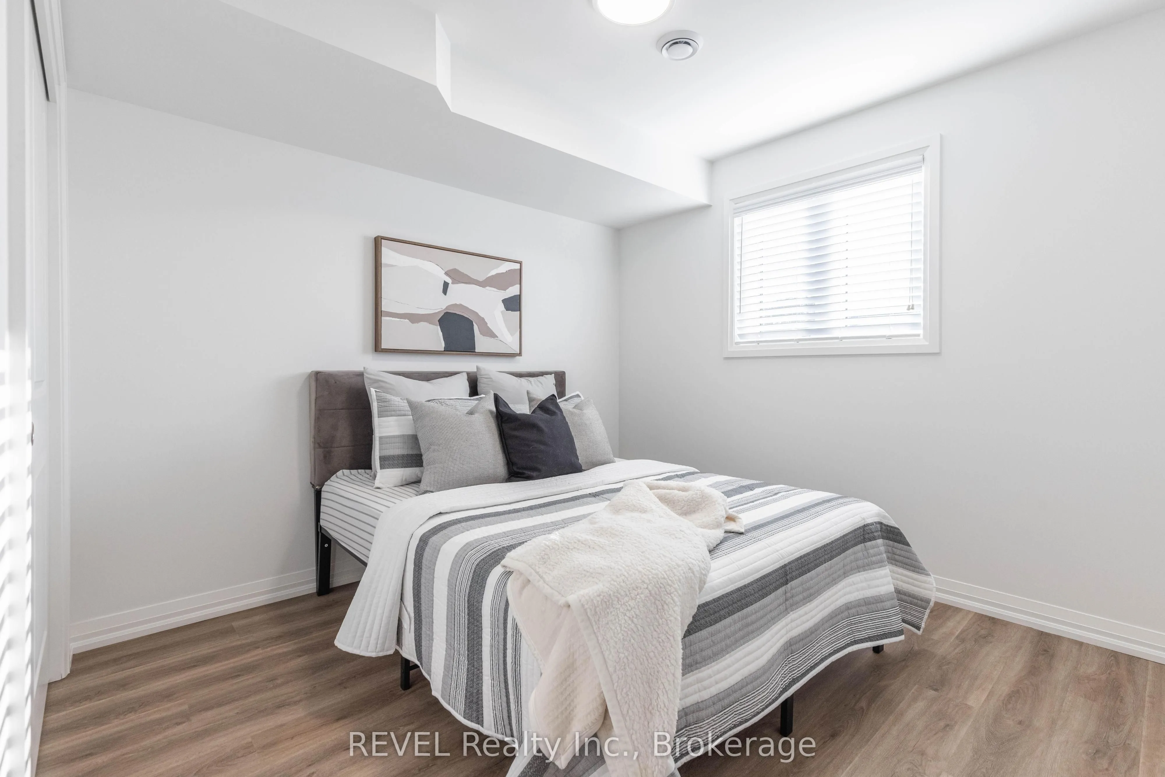 35 Southworth Street N, #34