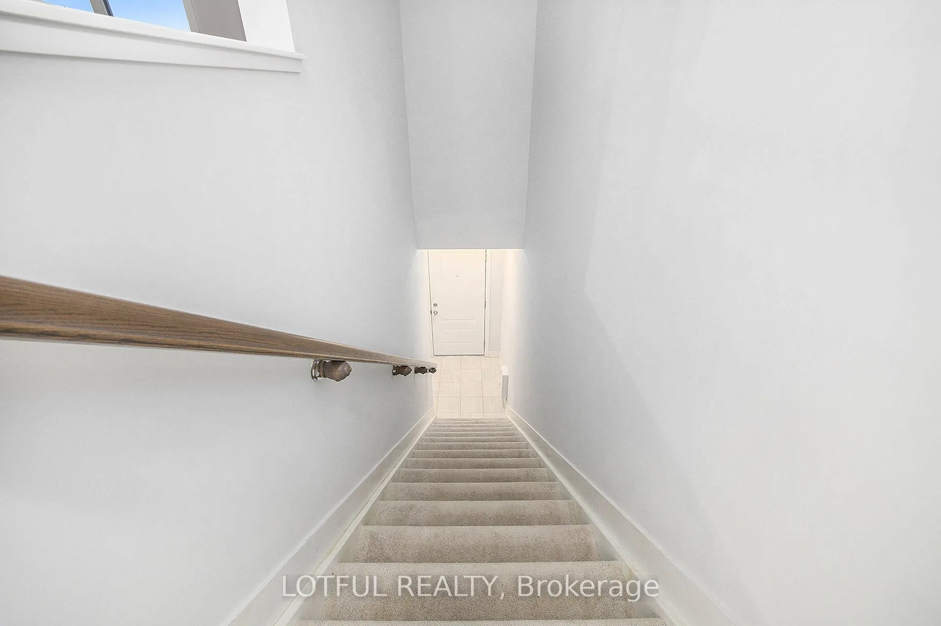 288 Anyolite Private, #103