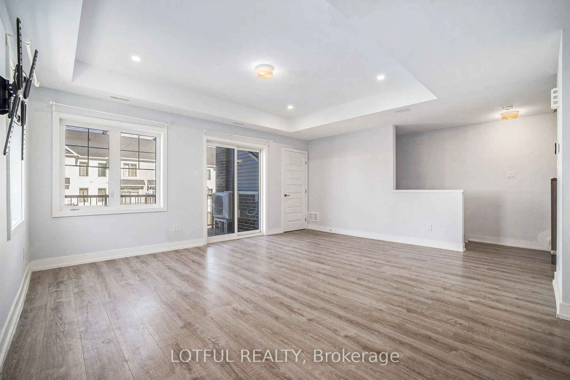 288 Anyolite Private, #103