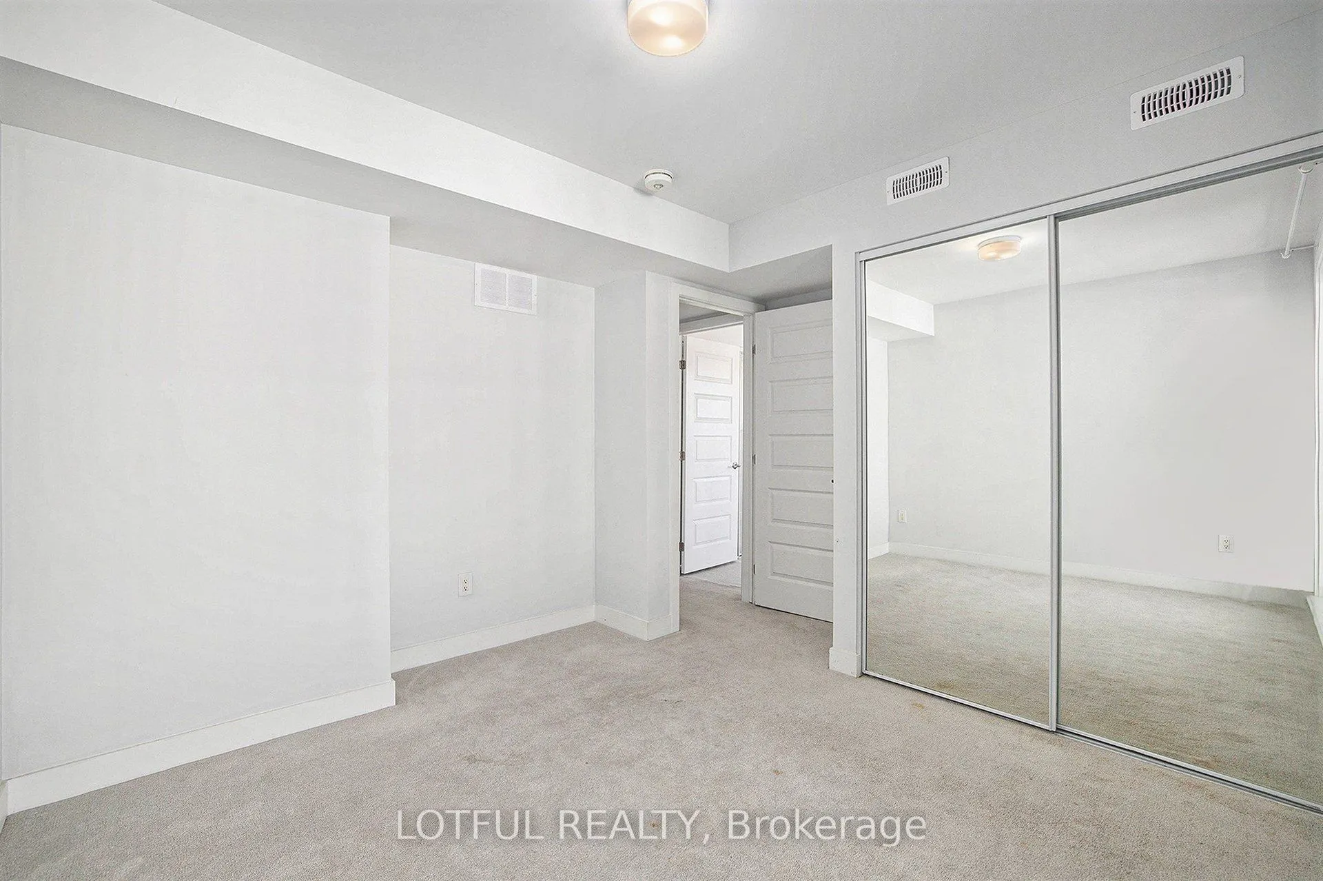 288 Anyolite Private, #103
