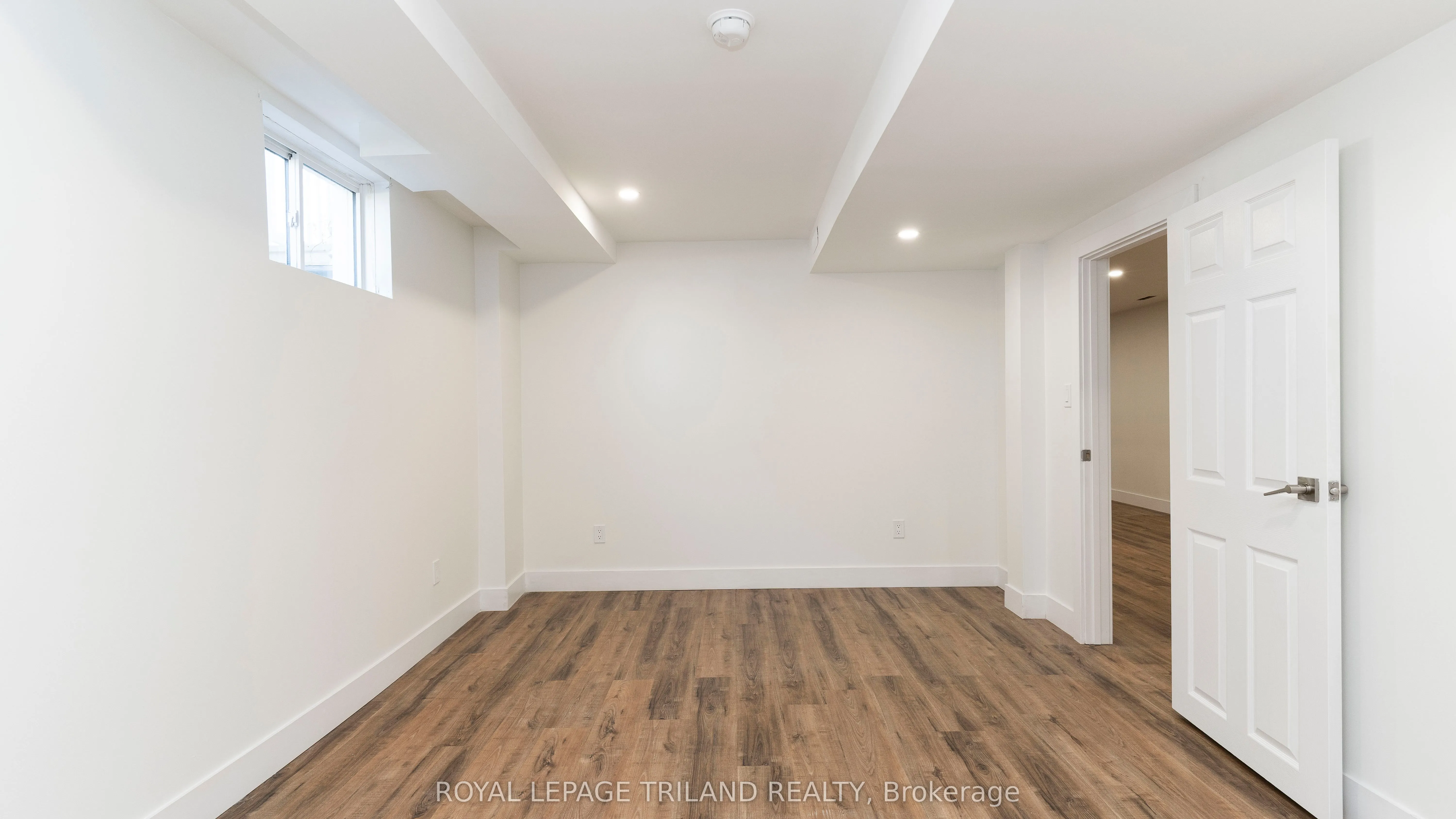 4 Schreyer Drive